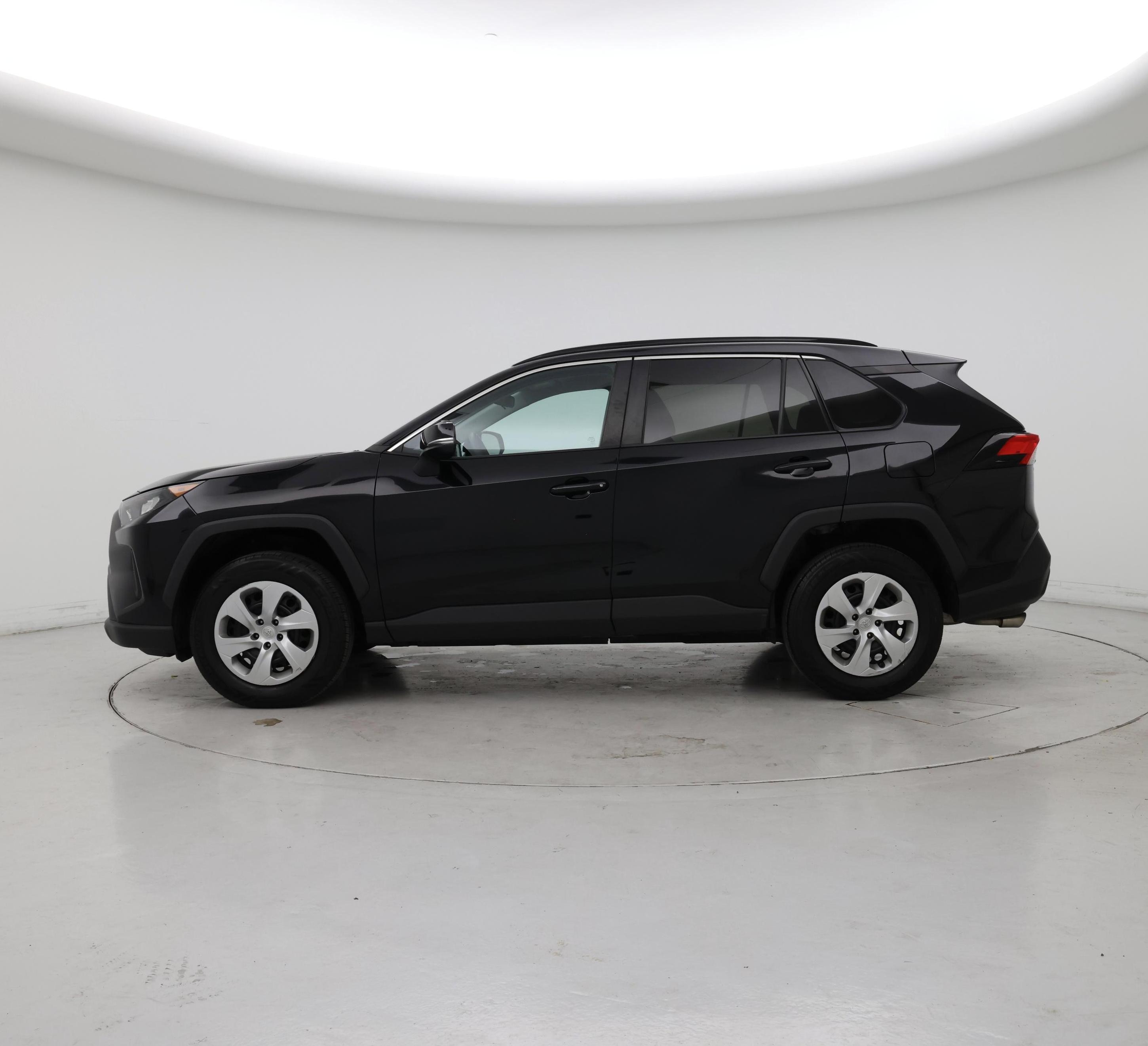 Thumbnail: 2020 Toyota RAV4 - 3