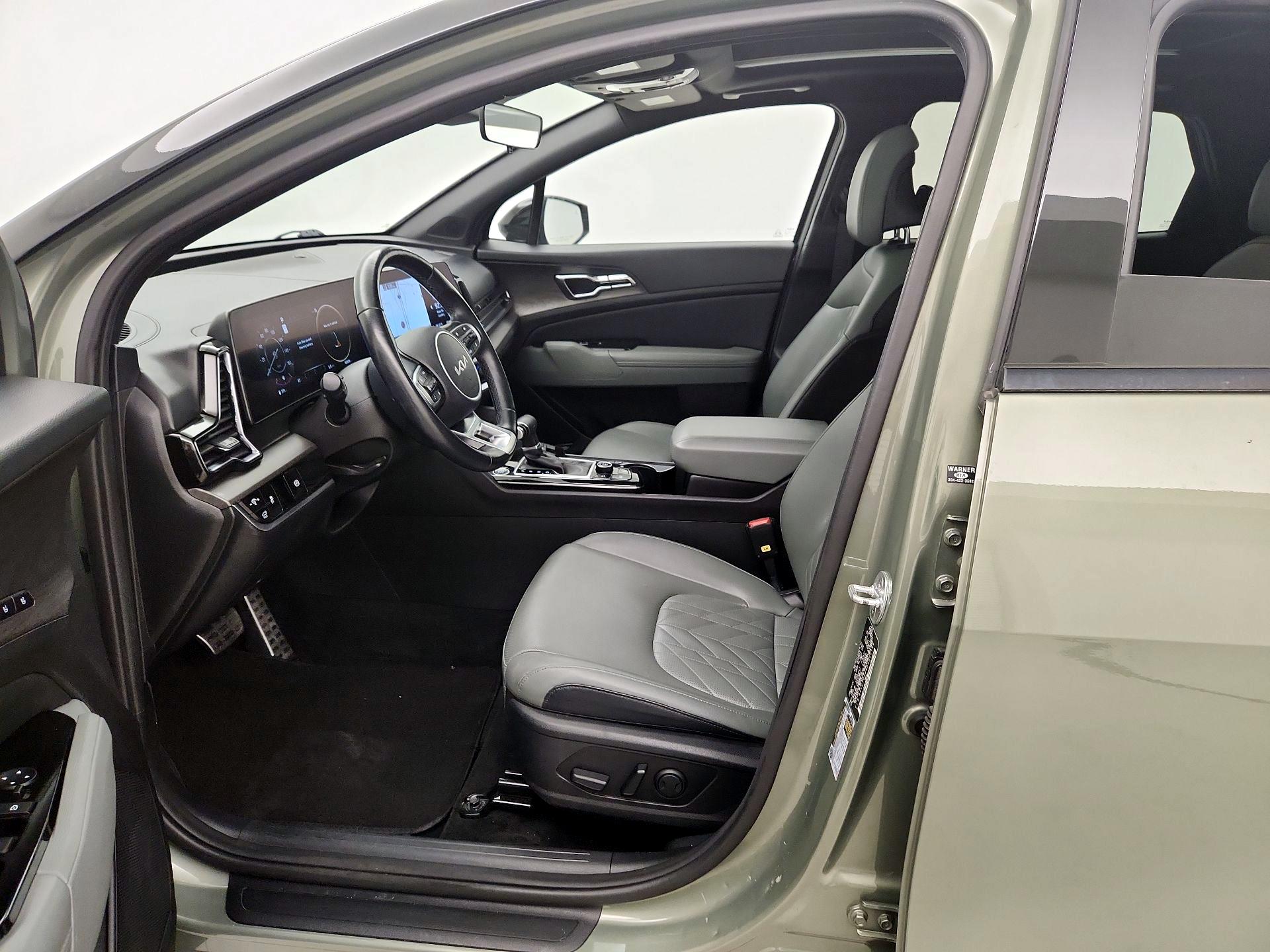 Thumbnail: 2023 Kia Sportage - 11