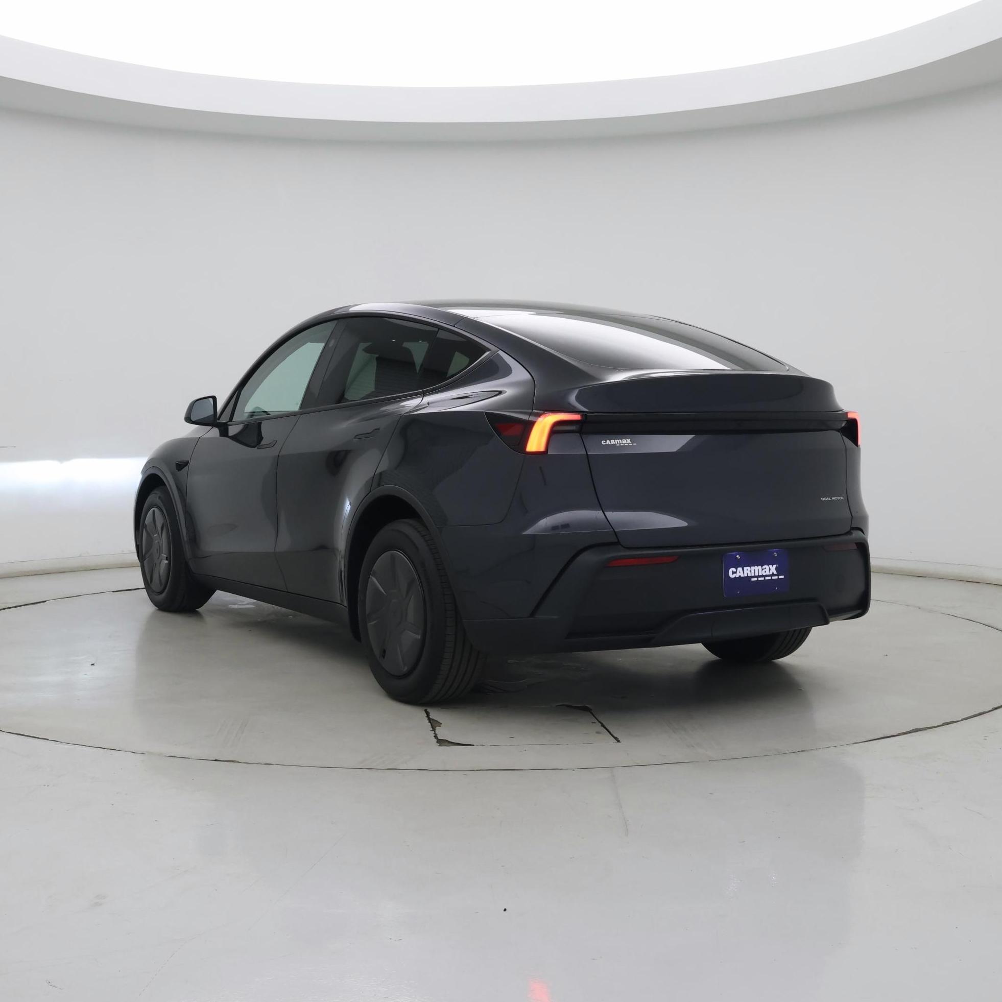 Thumbnail: 2026 Tesla Model Y - 2