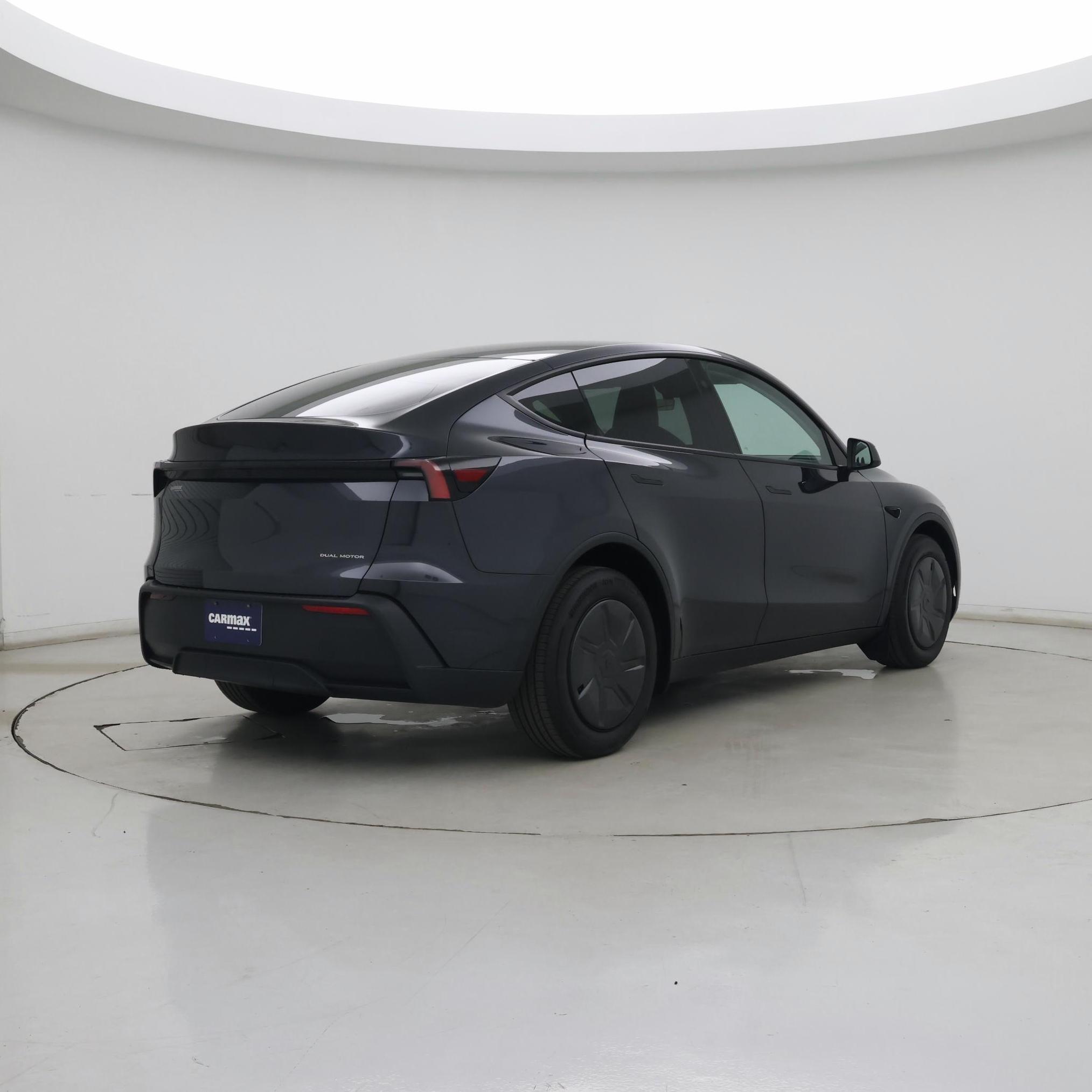 Thumbnail: 2026 Tesla Model Y - 8