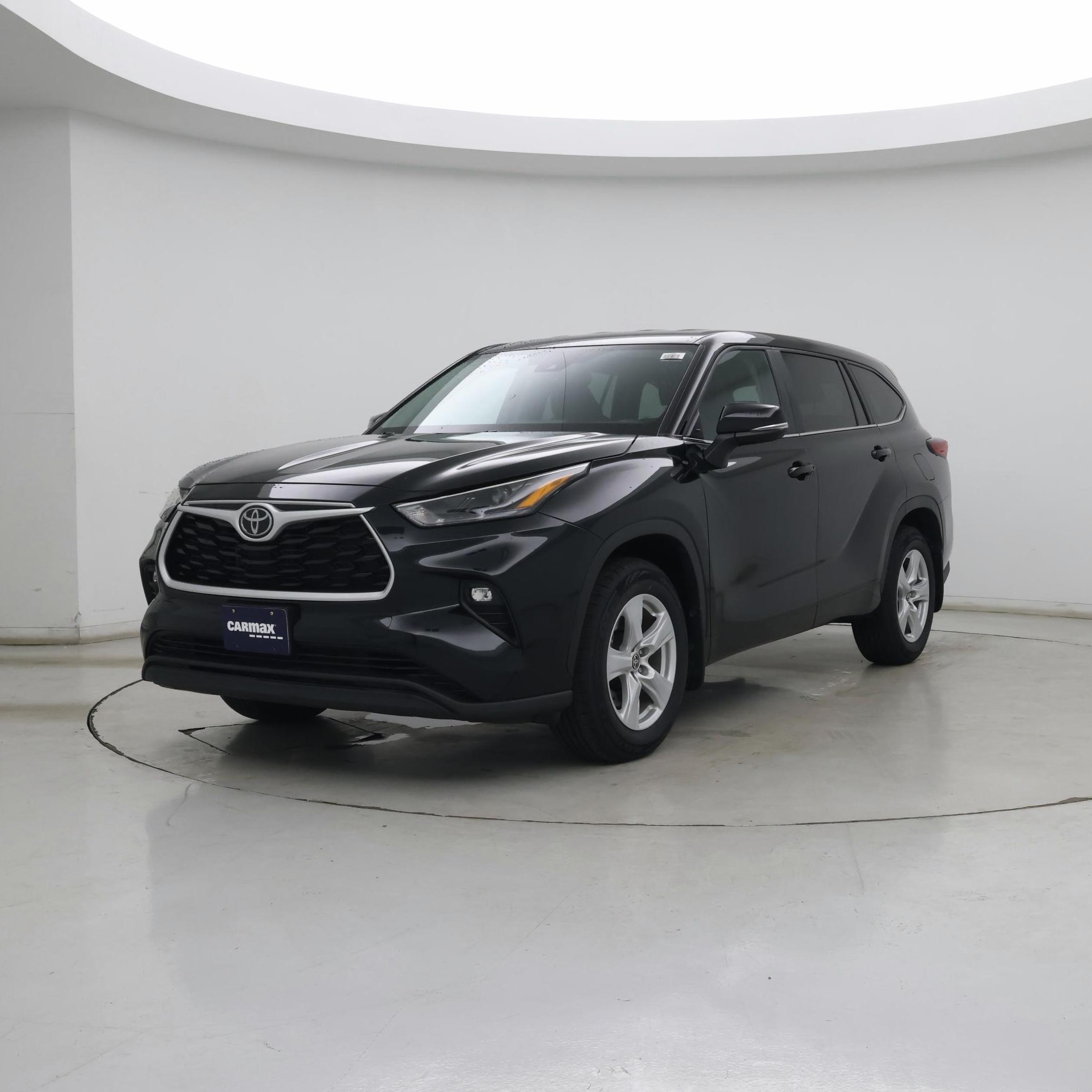 Thumbnail: 2023 Toyota Highlander - 4