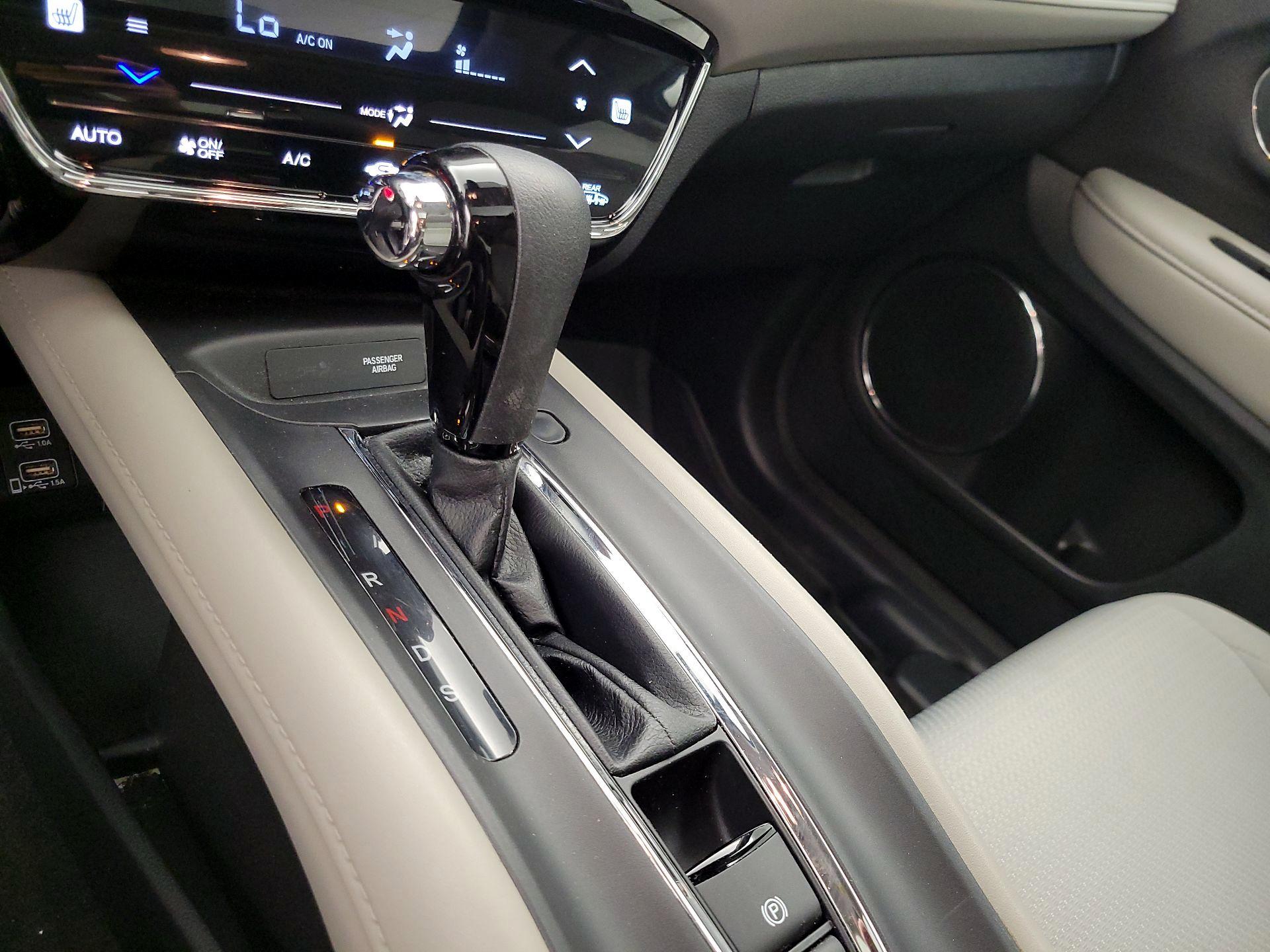 Thumbnail: 2019 Honda HR-V - 17