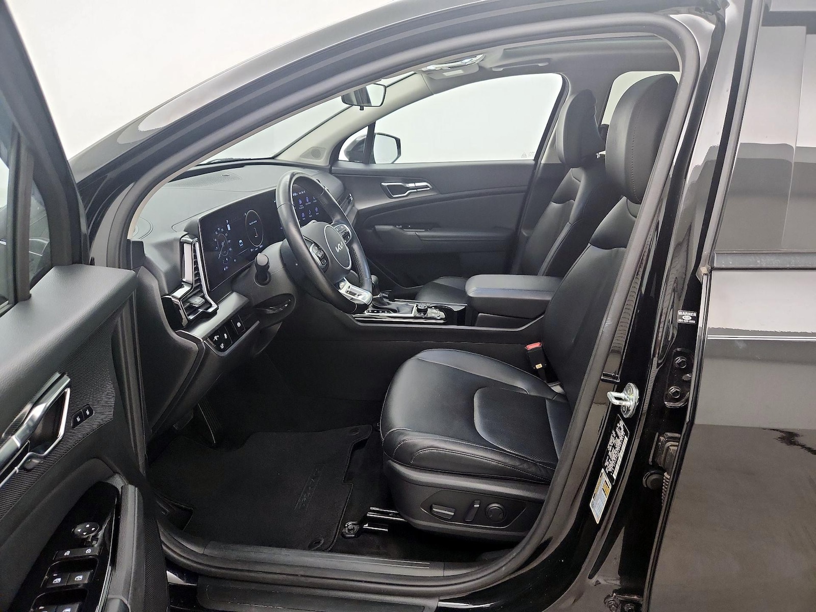2023 Kia Sportage SX - Photo 12