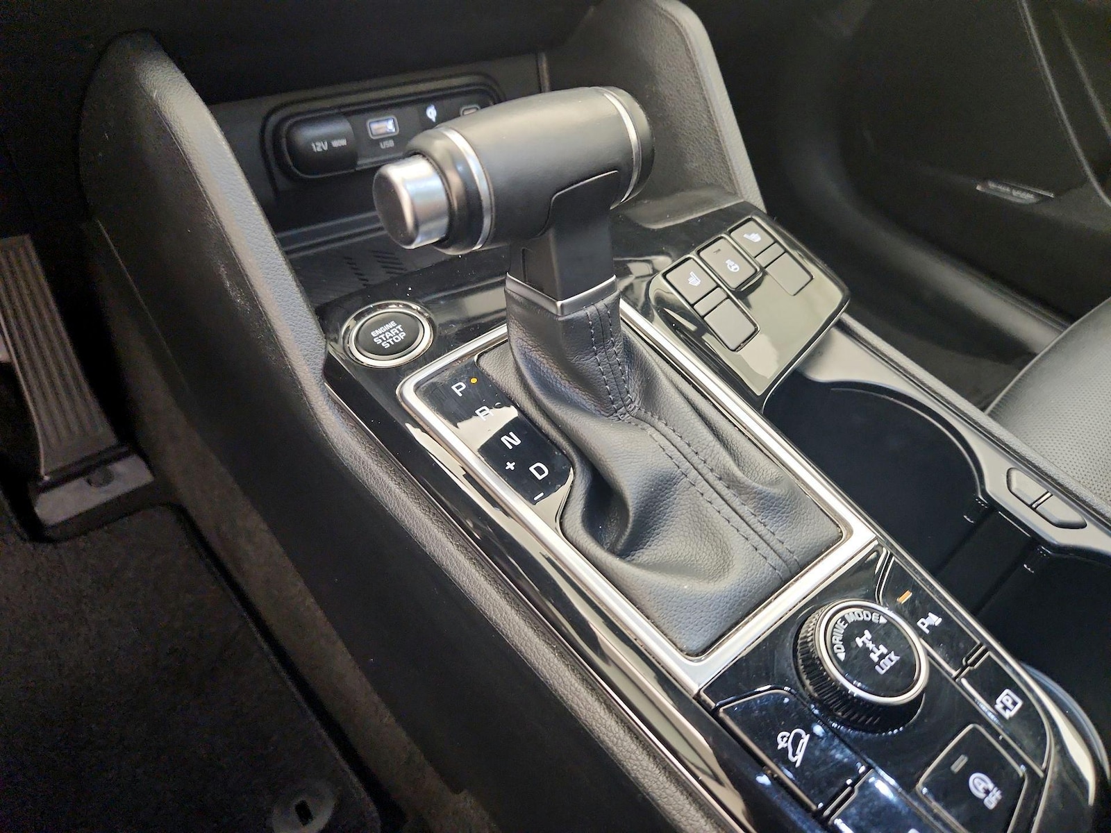 2023 Kia Sportage SX - Photo 19