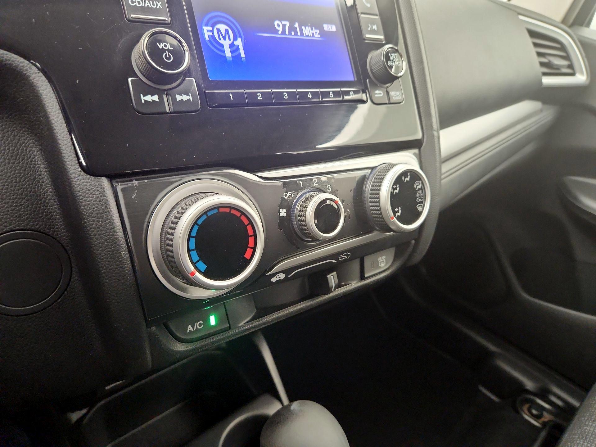 Thumbnail: 2015 Honda Fit - 15