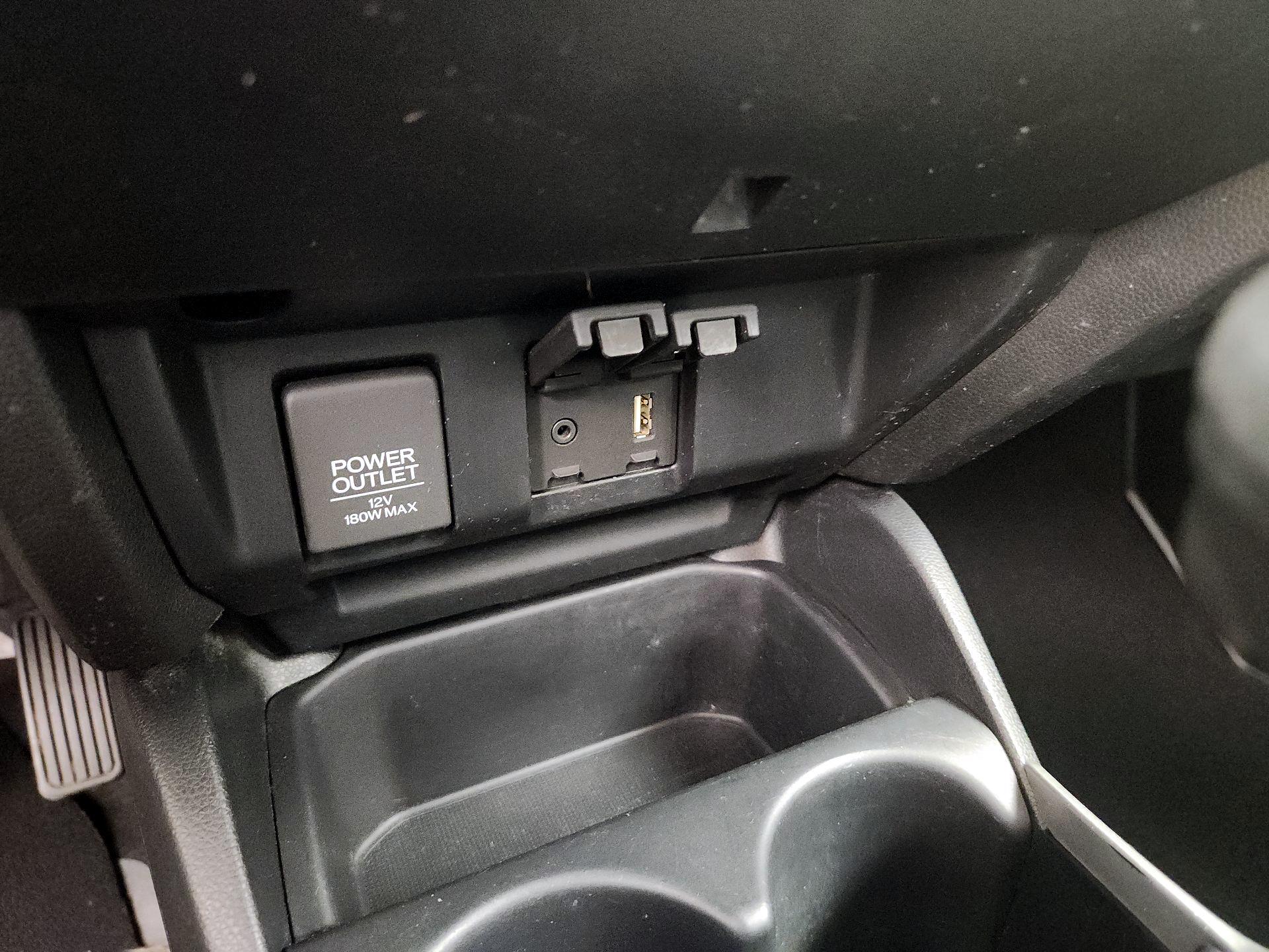 Thumbnail: 2015 Honda Fit - 17