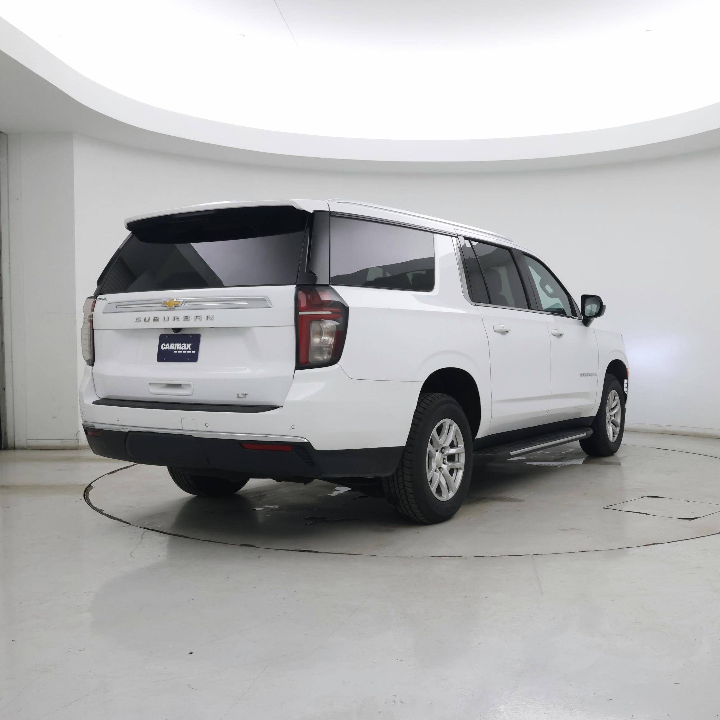 Thumbnail: 2023 Chevrolet Suburban - 8