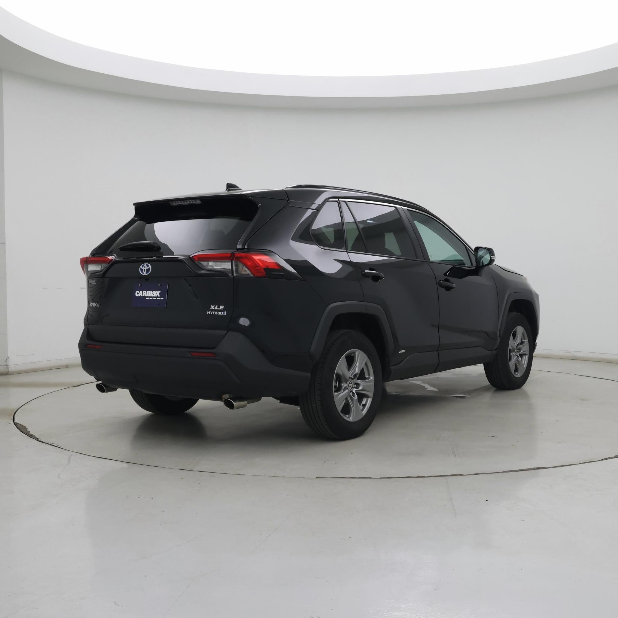 Thumbnail: 2024 Toyota RAV4 - 8
