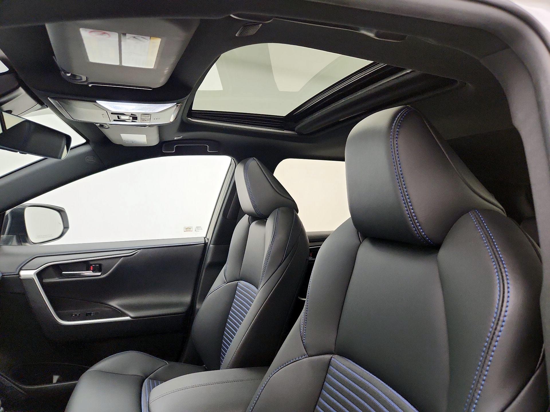 Thumbnail: 2024 Toyota RAV4 - 20