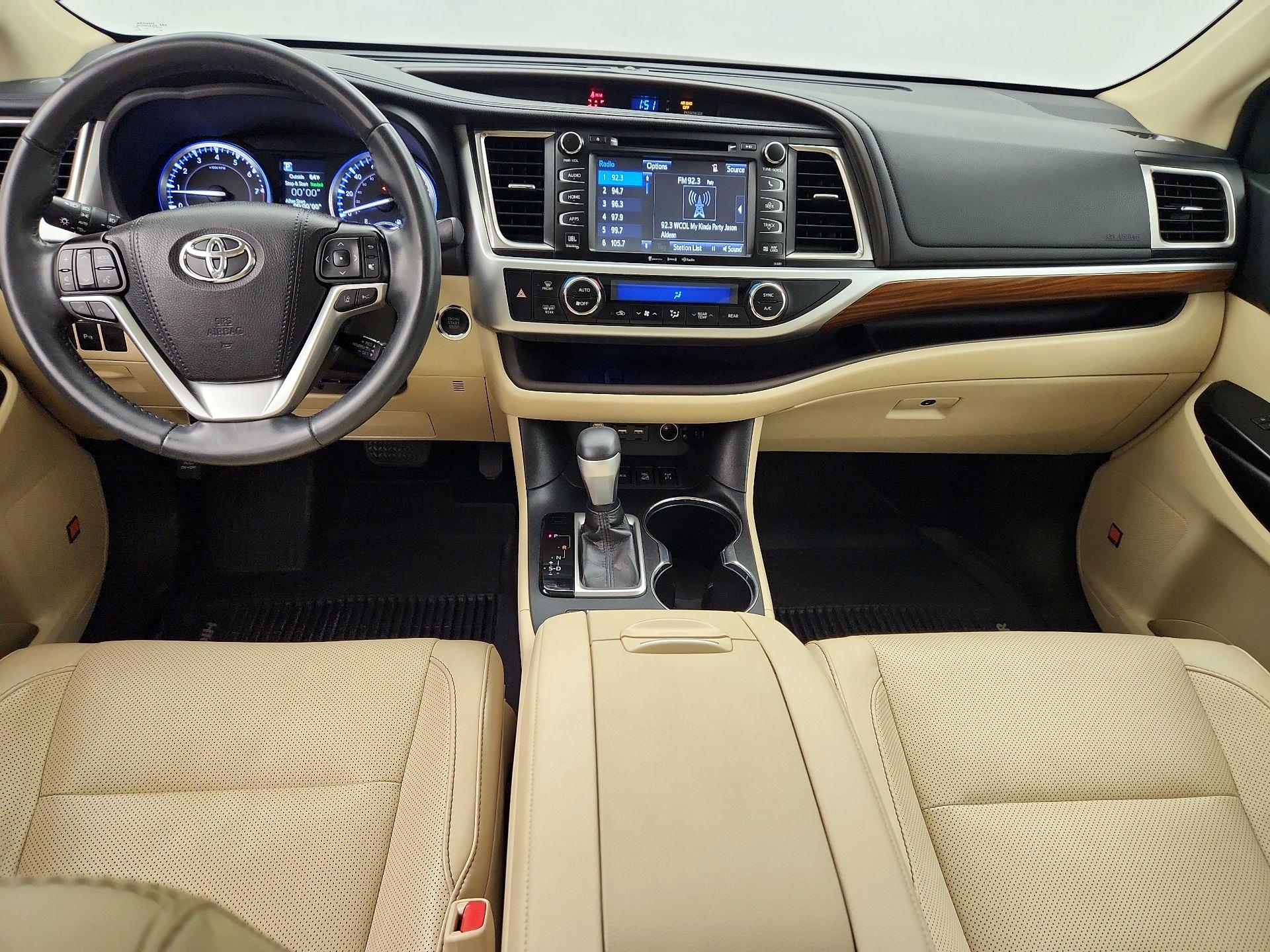 Thumbnail: 2019 Toyota Highlander - 9