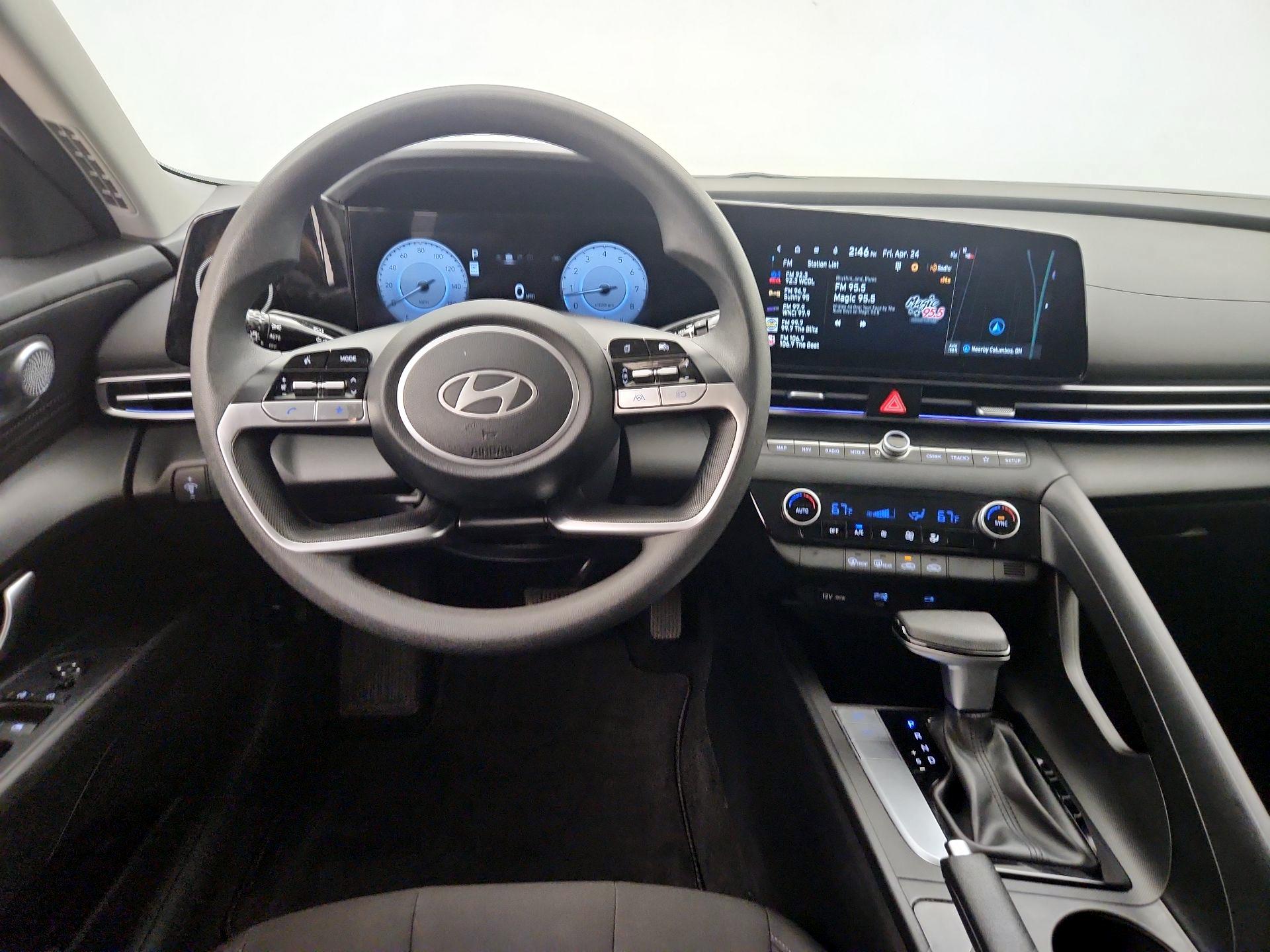 Thumbnail: 2024 Hyundai Elantra - 10