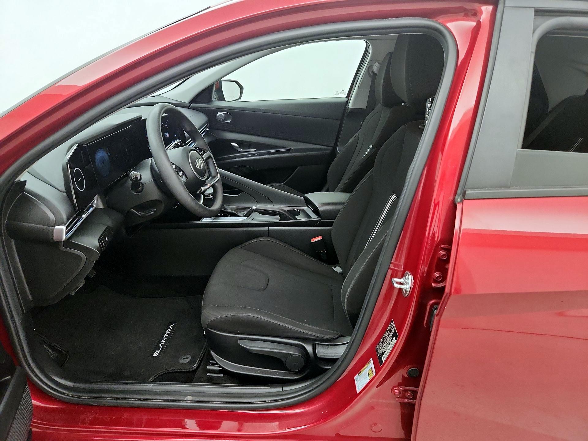 Thumbnail: 2024 Hyundai Elantra - 11