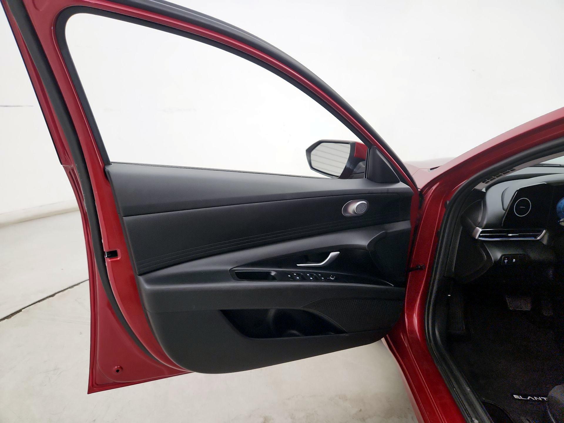 Thumbnail: 2024 Hyundai Elantra - 12