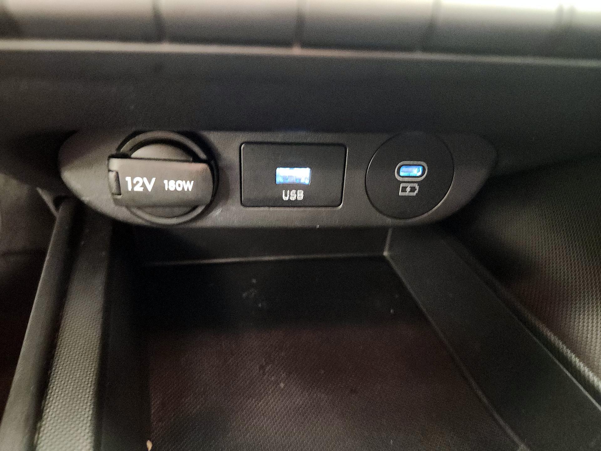 Thumbnail: 2024 Hyundai Elantra - 19