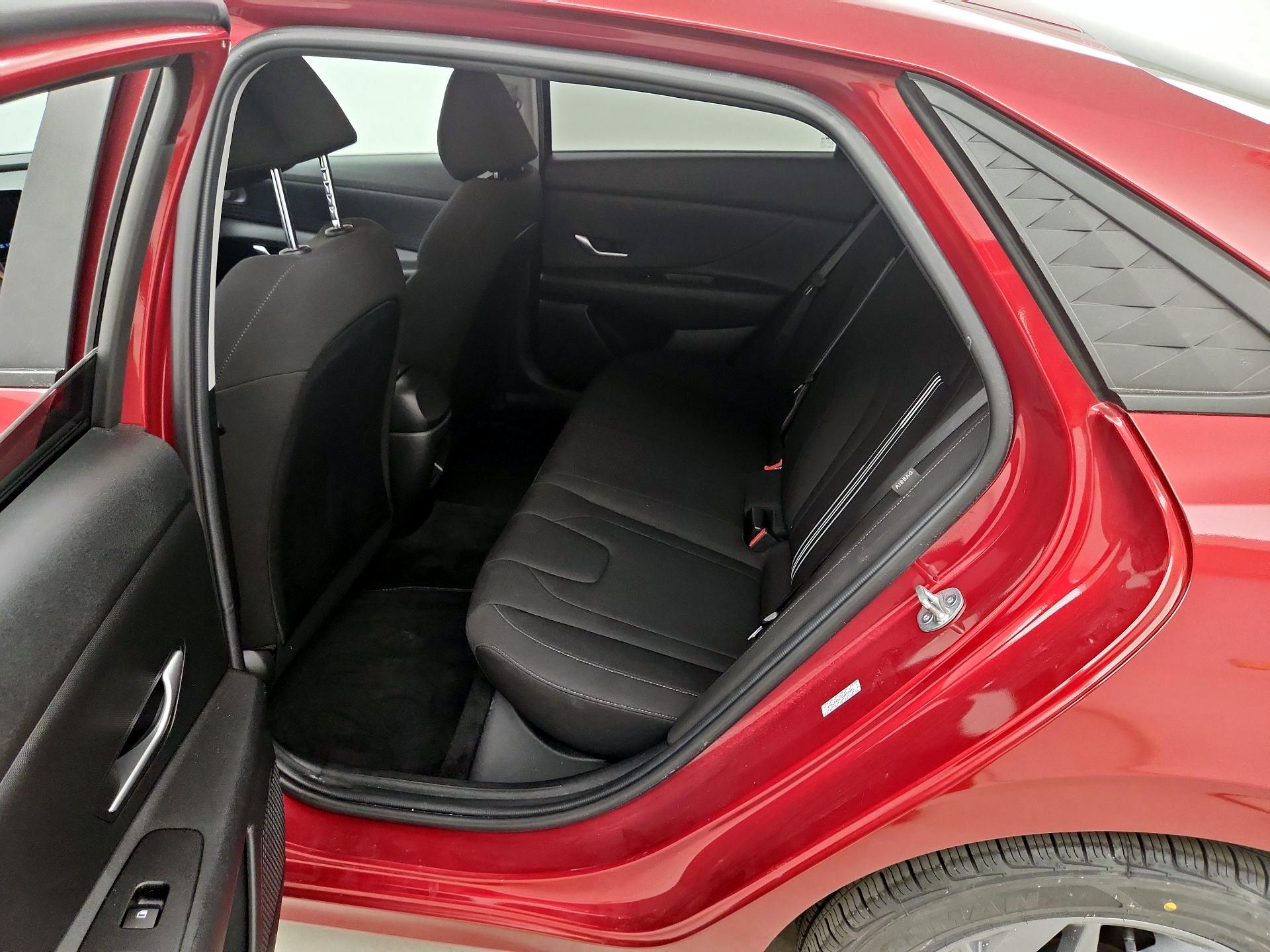 Thumbnail: 2024 Hyundai Elantra - 20