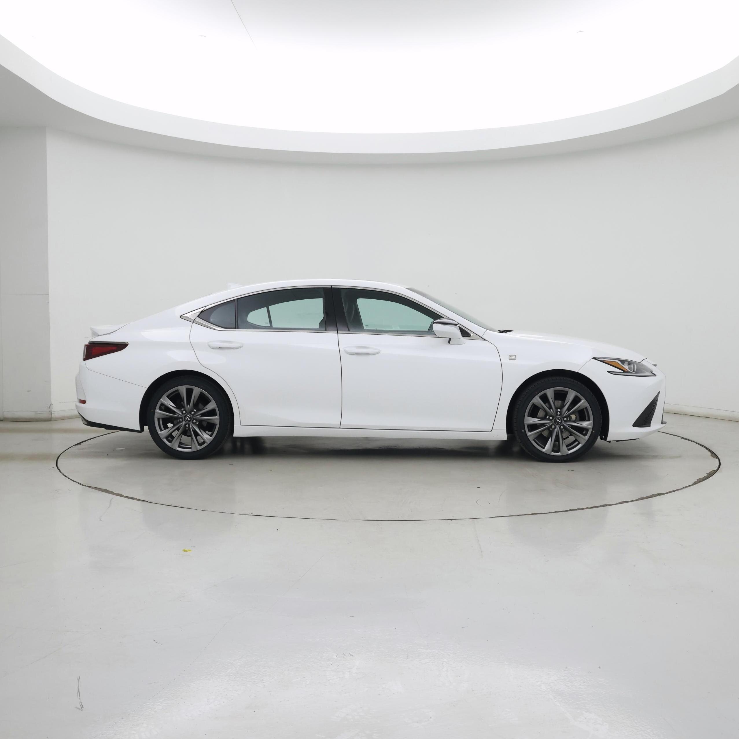 Thumbnail: 2020 Lexus ES - 7