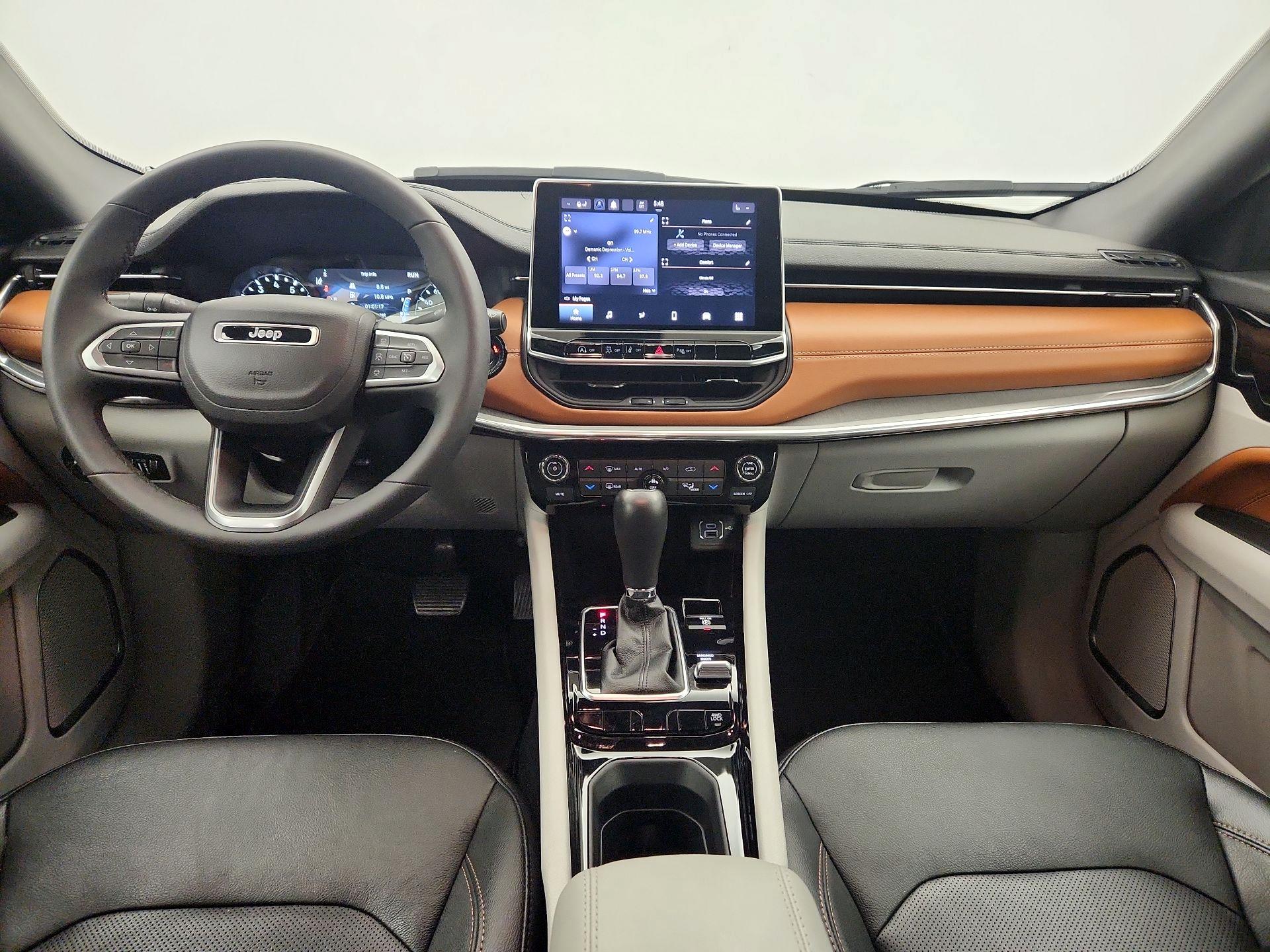 Thumbnail: 2023 Jeep Compass - 9