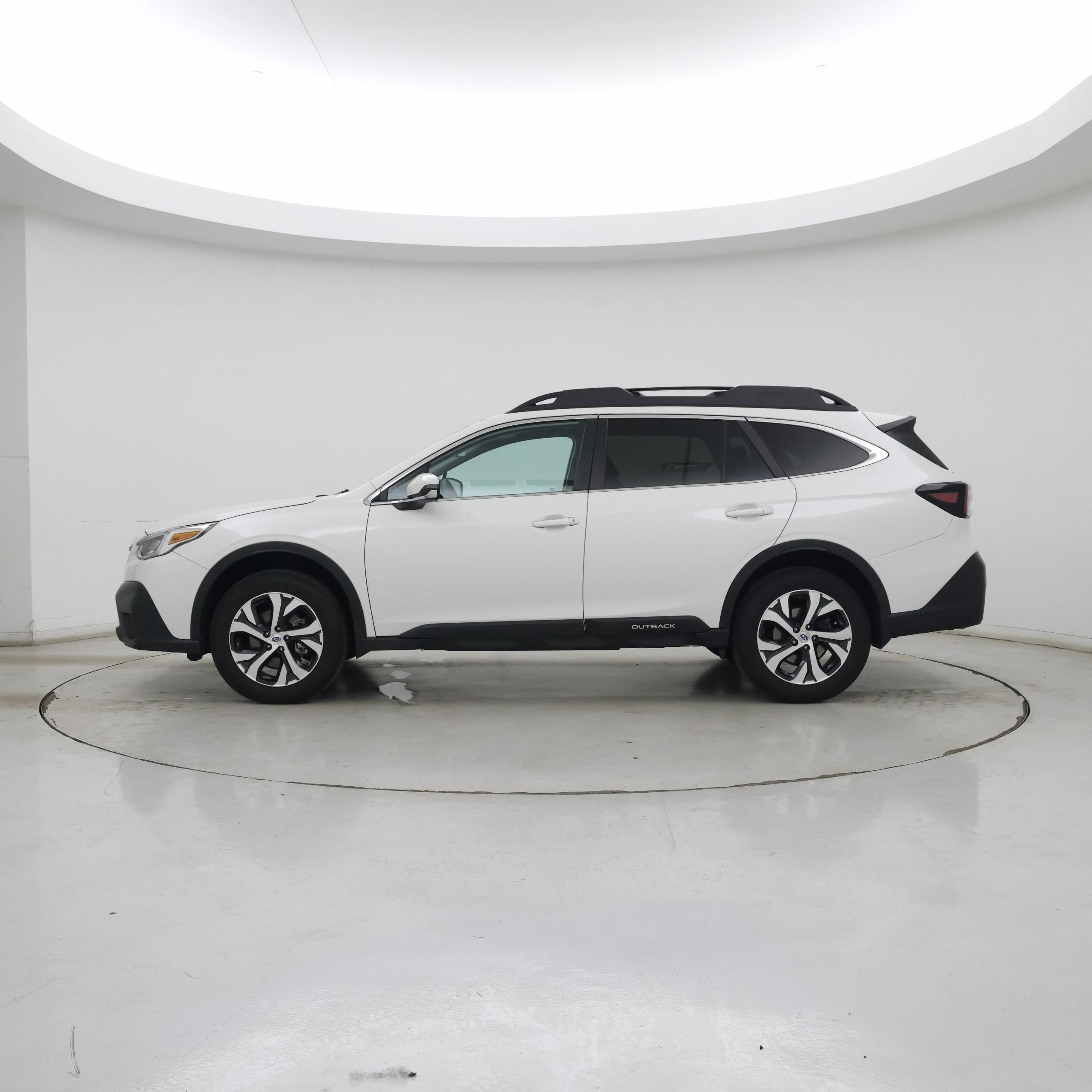 Thumbnail: 2020 Subaru Outback - 3