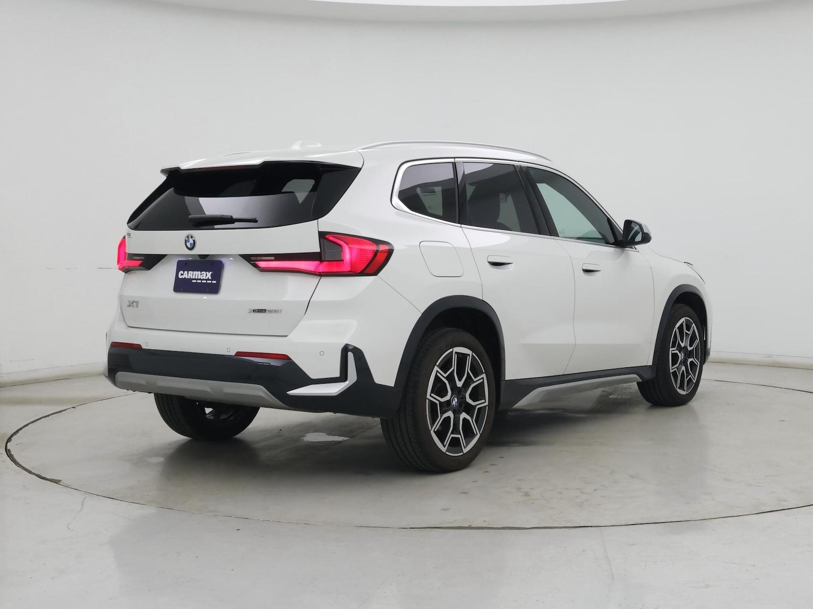 2023 BMW X1 28i - Photo 9