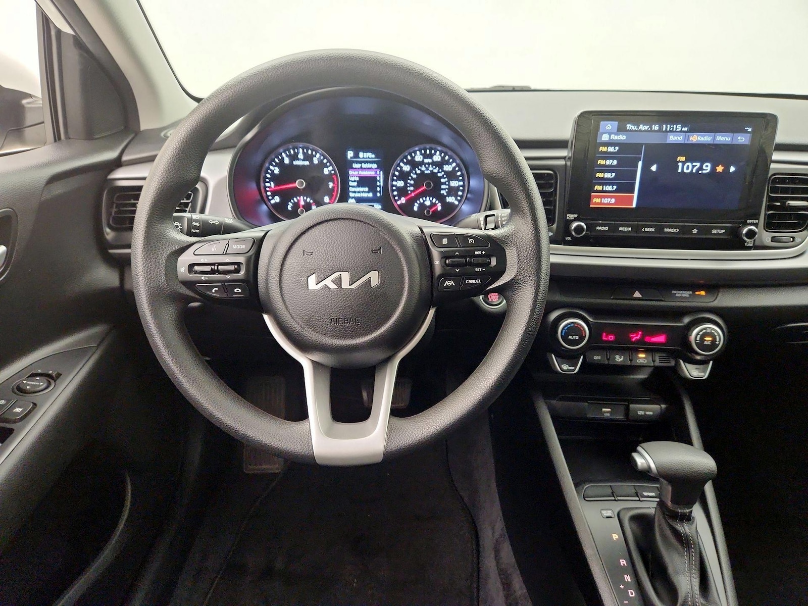 2023 Kia Rio S - Photo 11