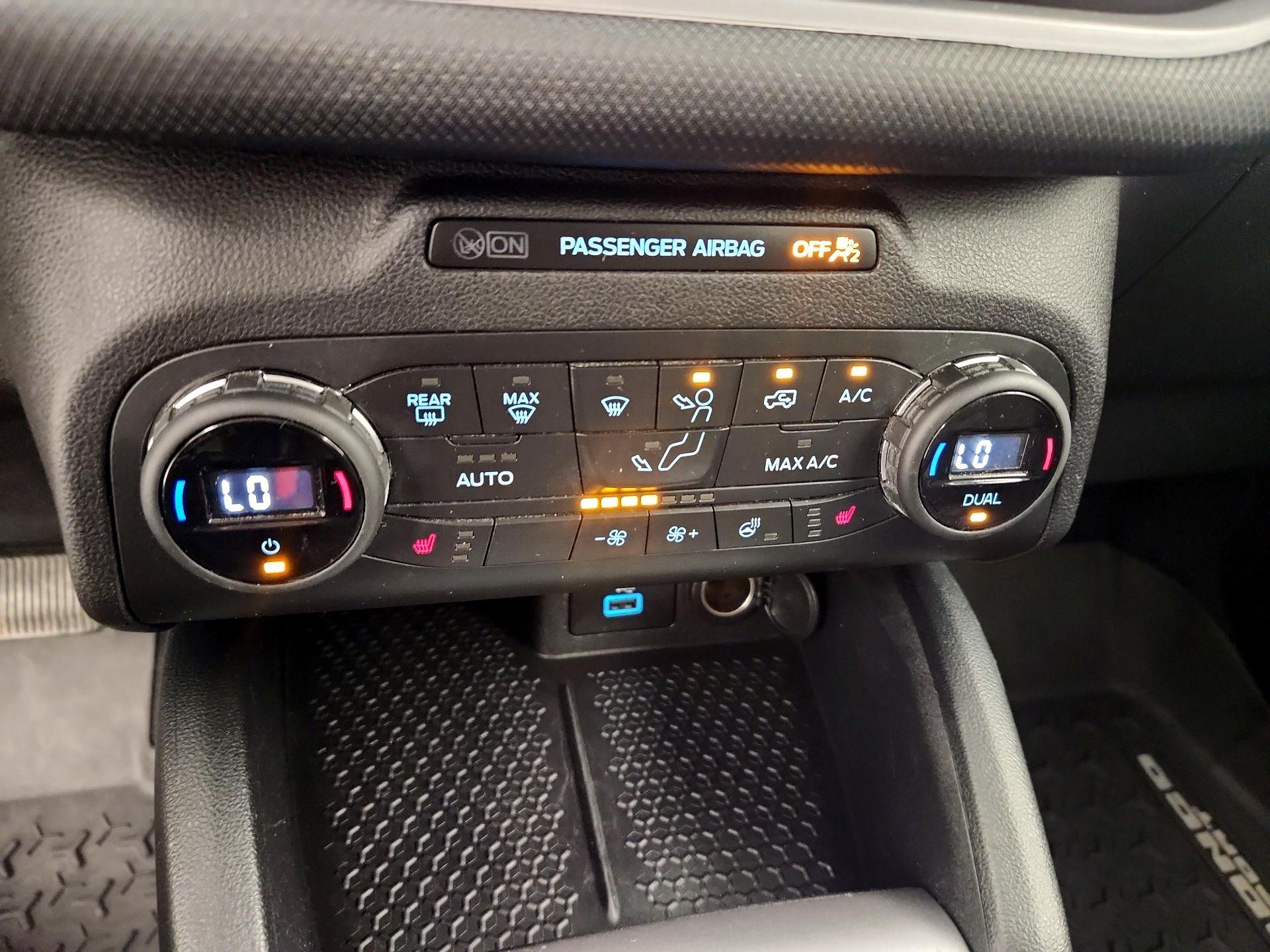 Thumbnail: 2021 Ford Bronco Sport - 16