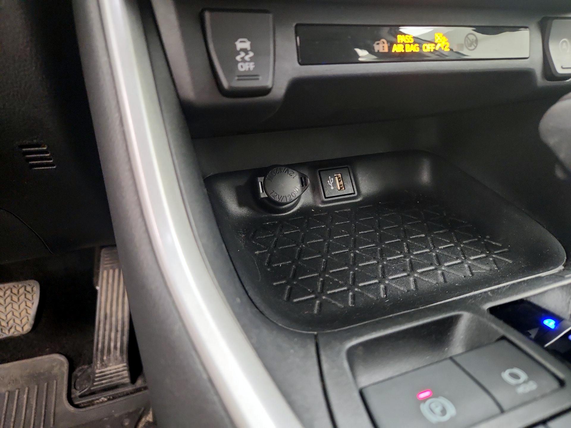 Thumbnail: 2023 Toyota RAV4 - 19