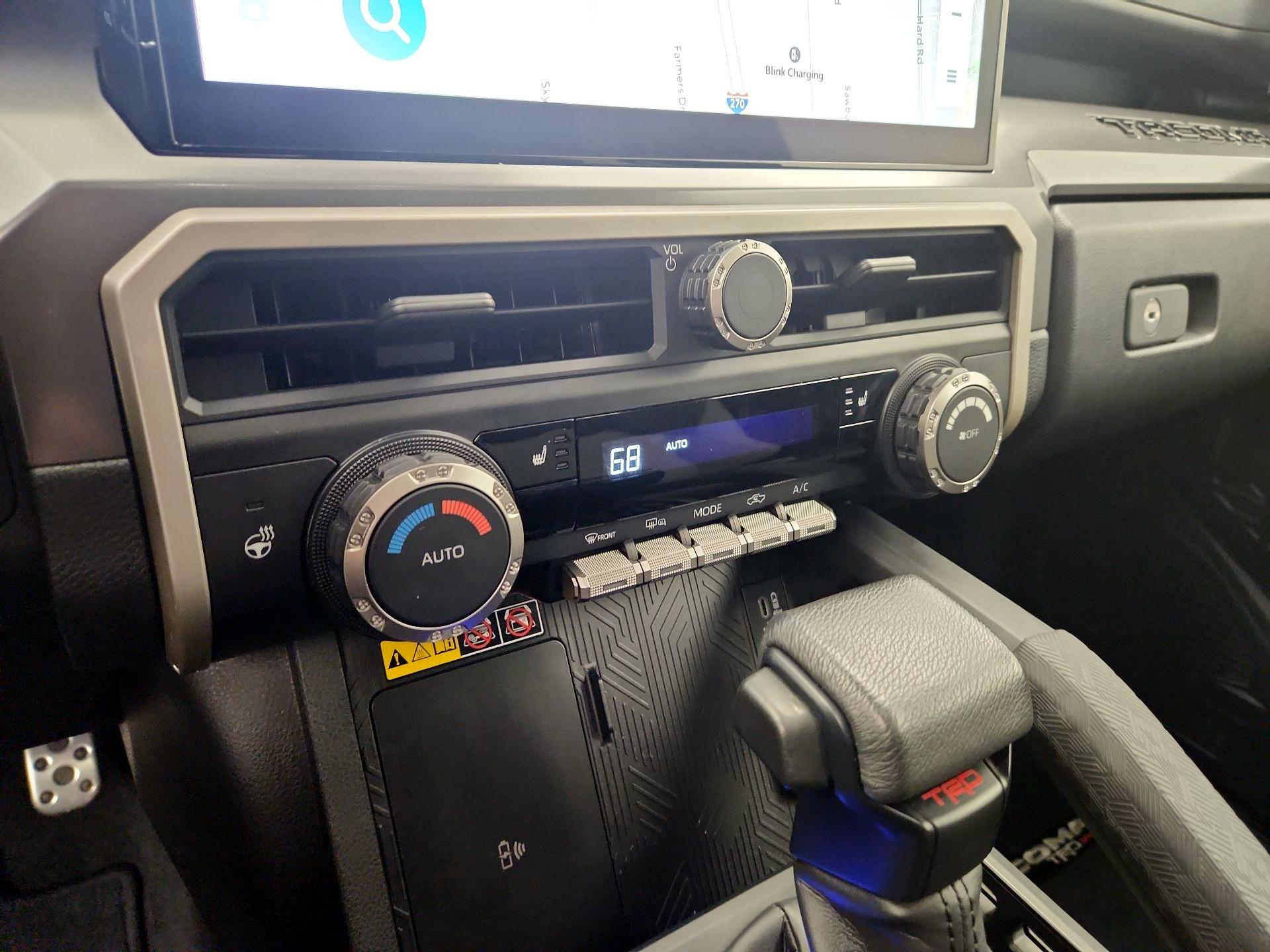 Thumbnail: 2024 Toyota Tacoma - 17