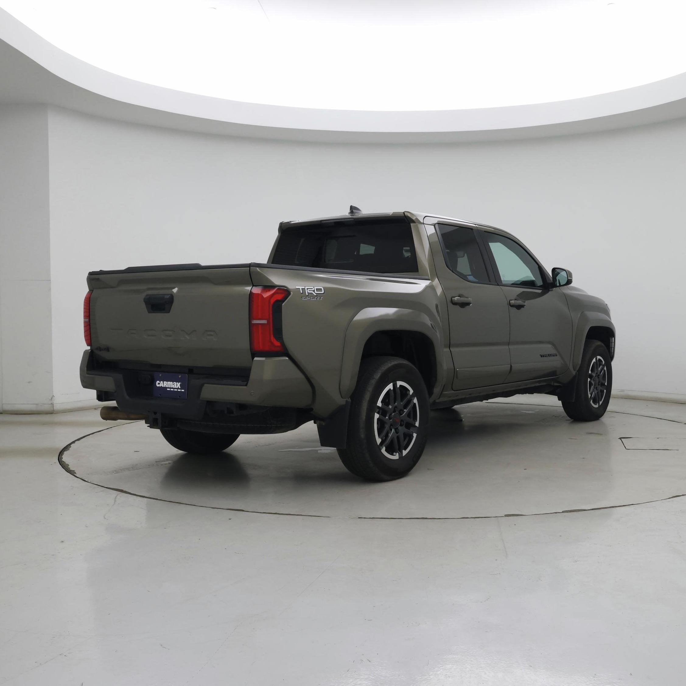 Thumbnail: 2024 Toyota Tacoma - 8