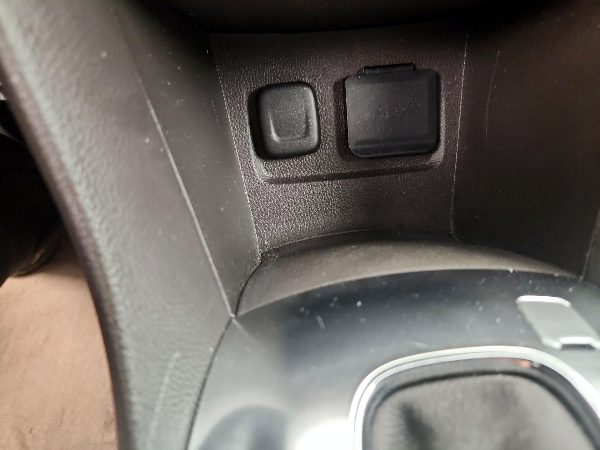 Thumbnail: 2015 Buick Encore - 19