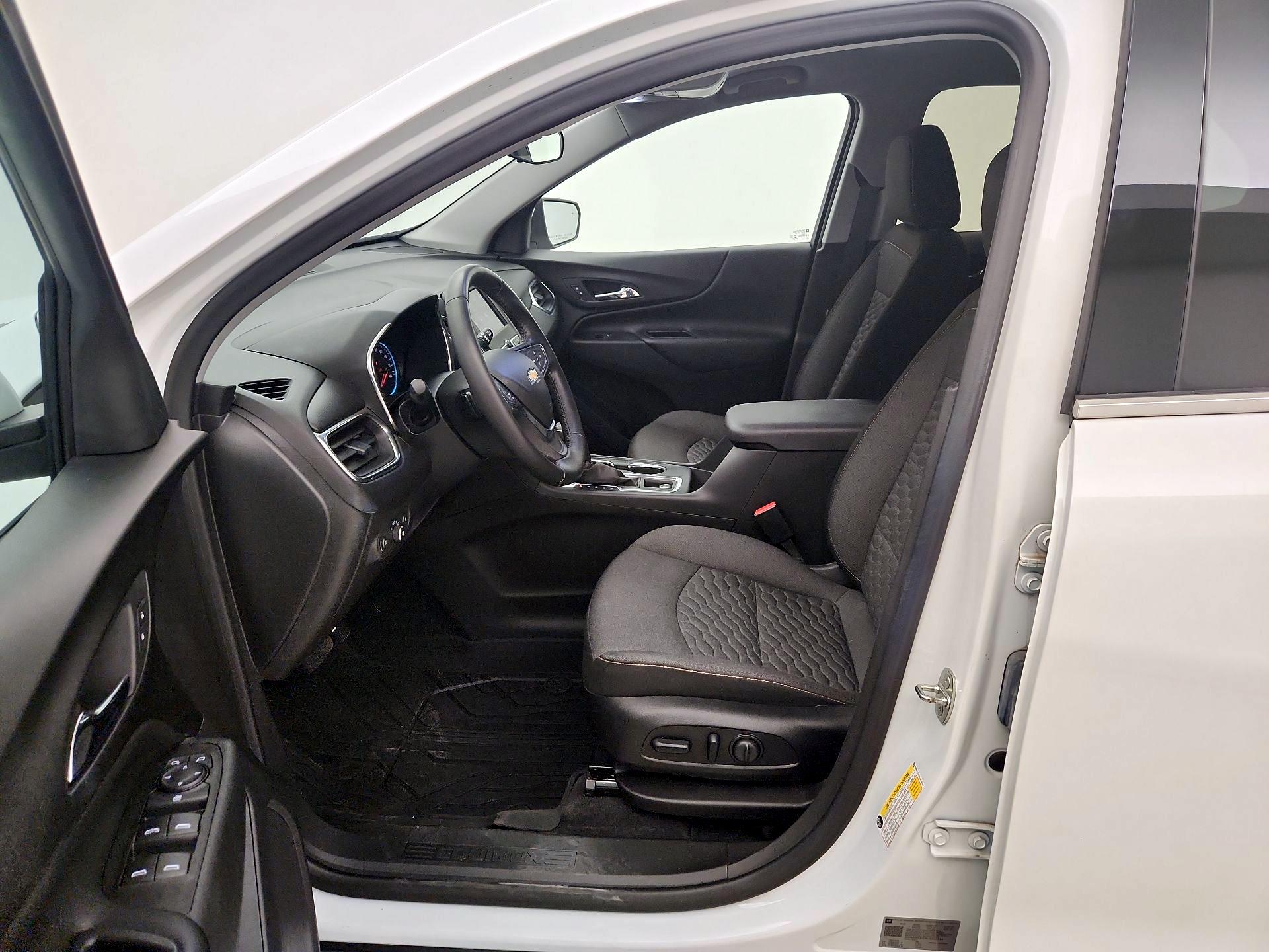 Thumbnail: 2020 Chevrolet Equinox - 11