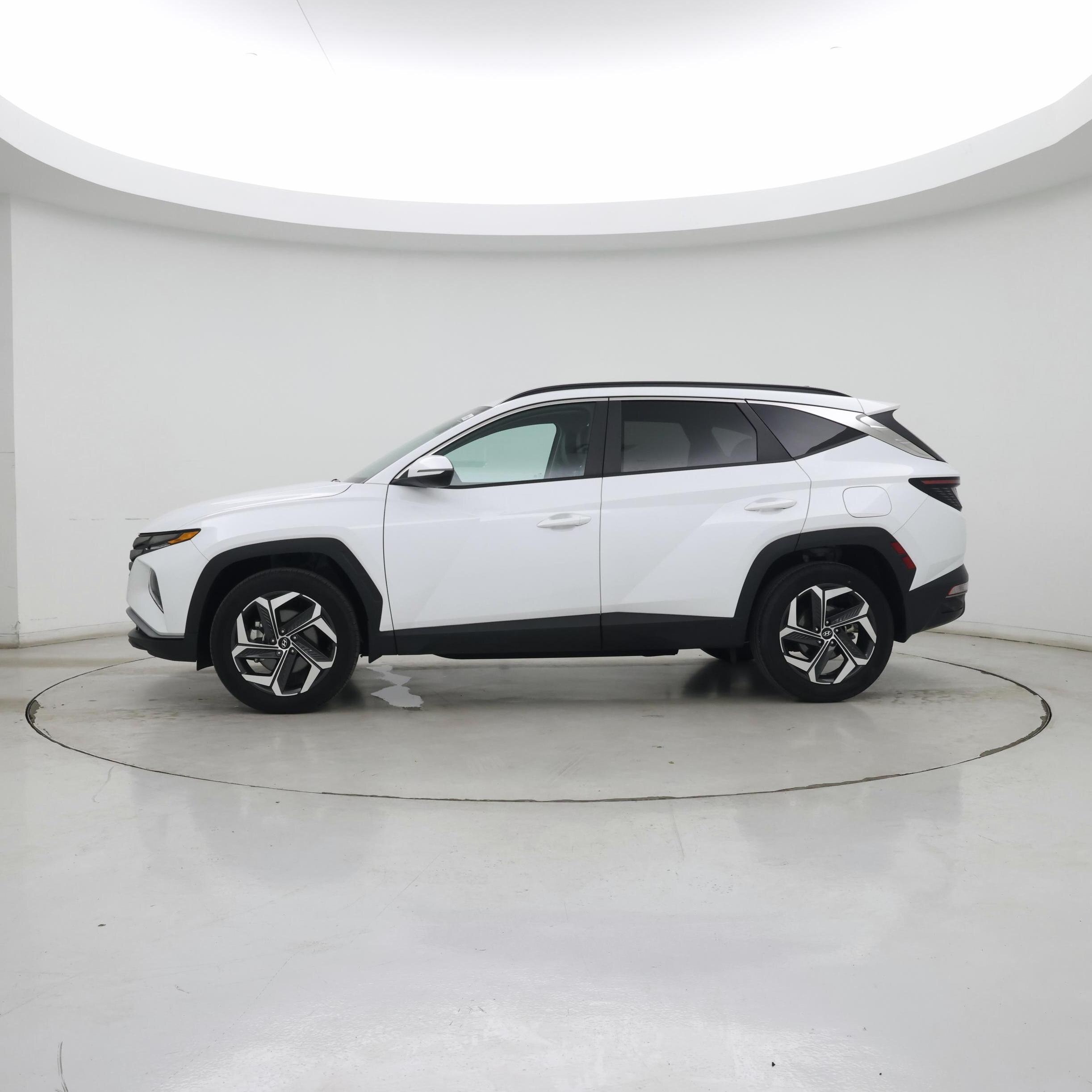 Thumbnail: 2022 Hyundai Tucson - 3