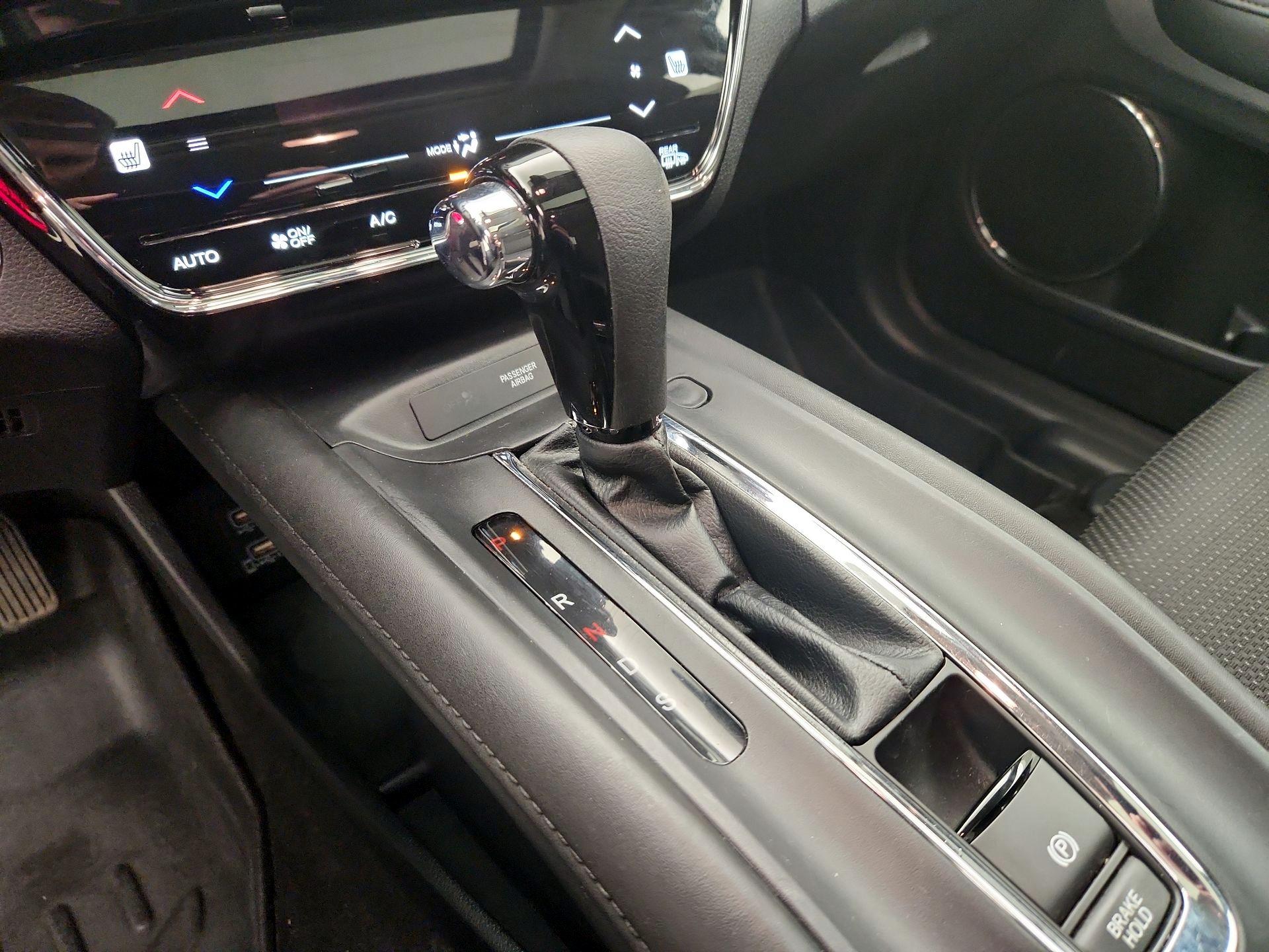 Thumbnail: 2021 Honda HR-V - 17