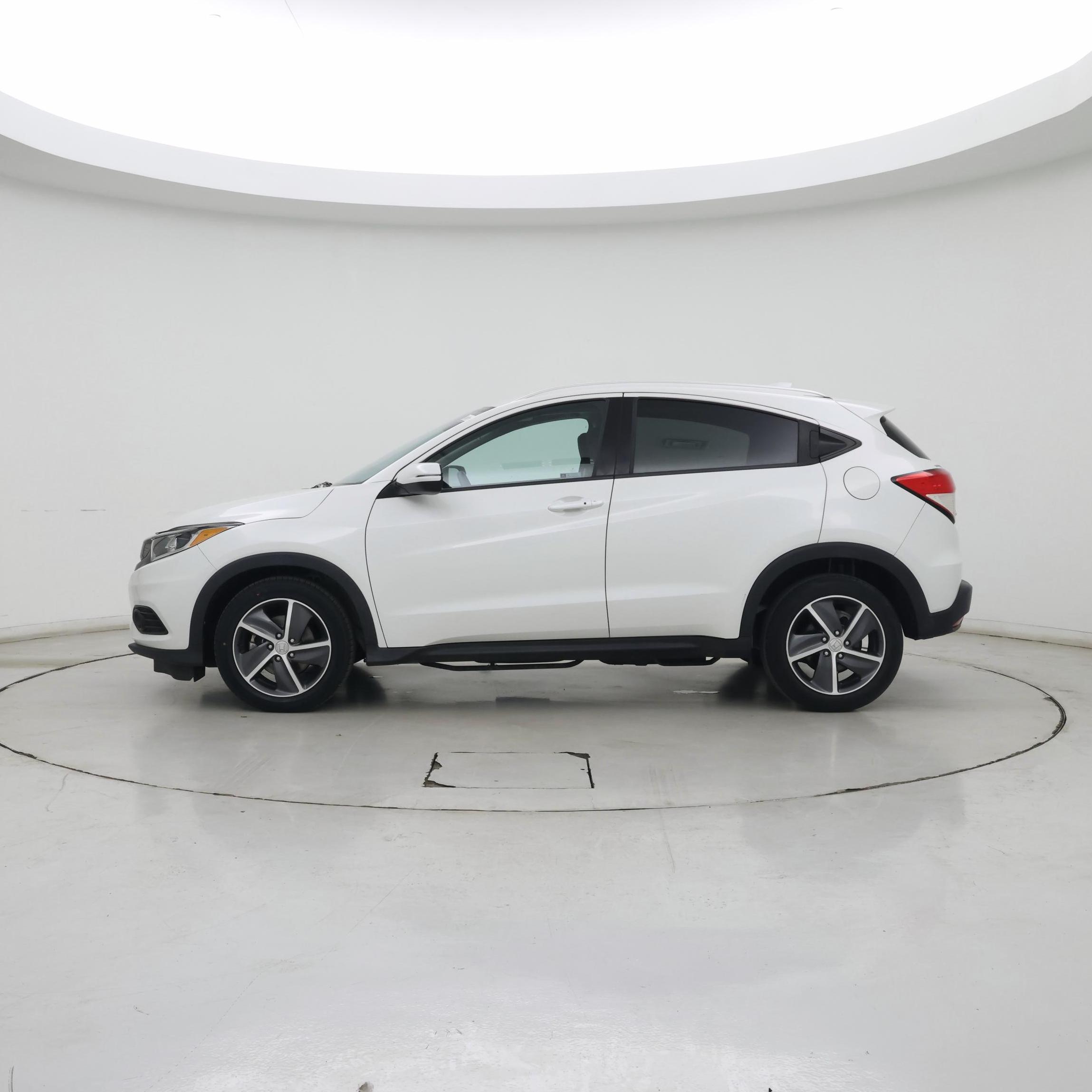 Thumbnail: 2021 Honda HR-V - 3