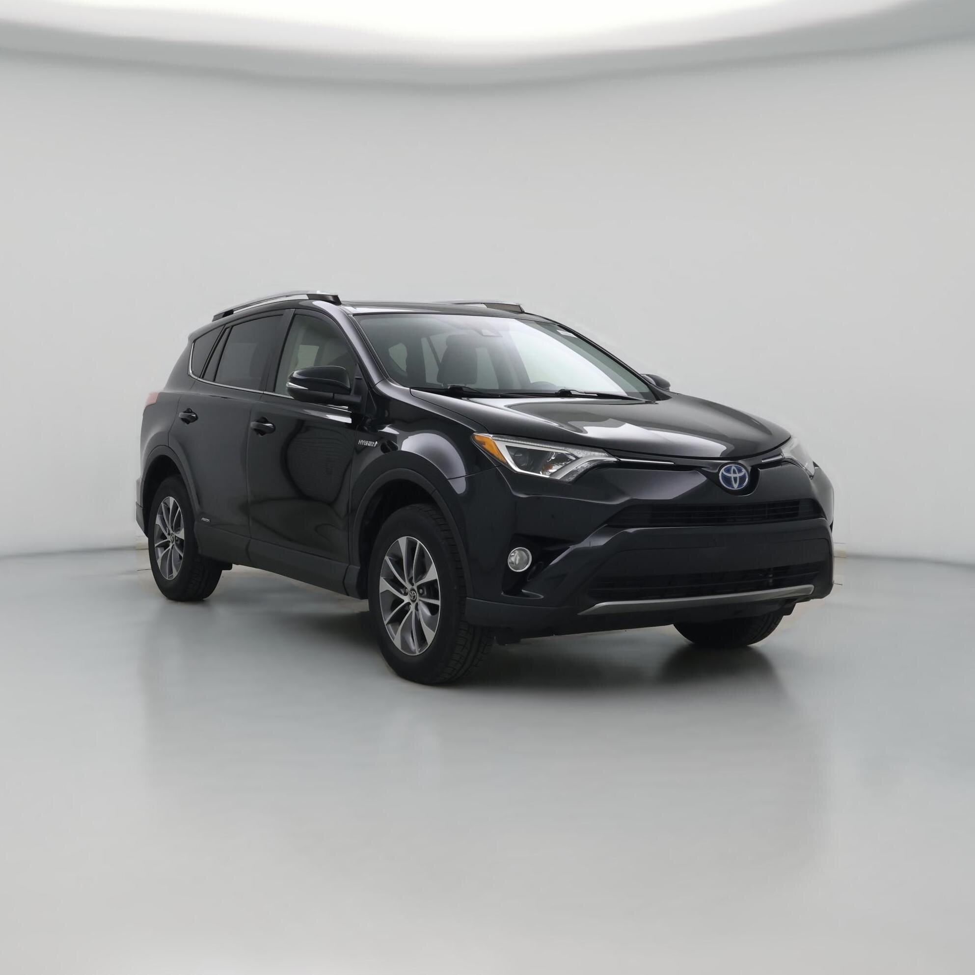 Thumbnail: 2017 Toyota RAV4 - 1