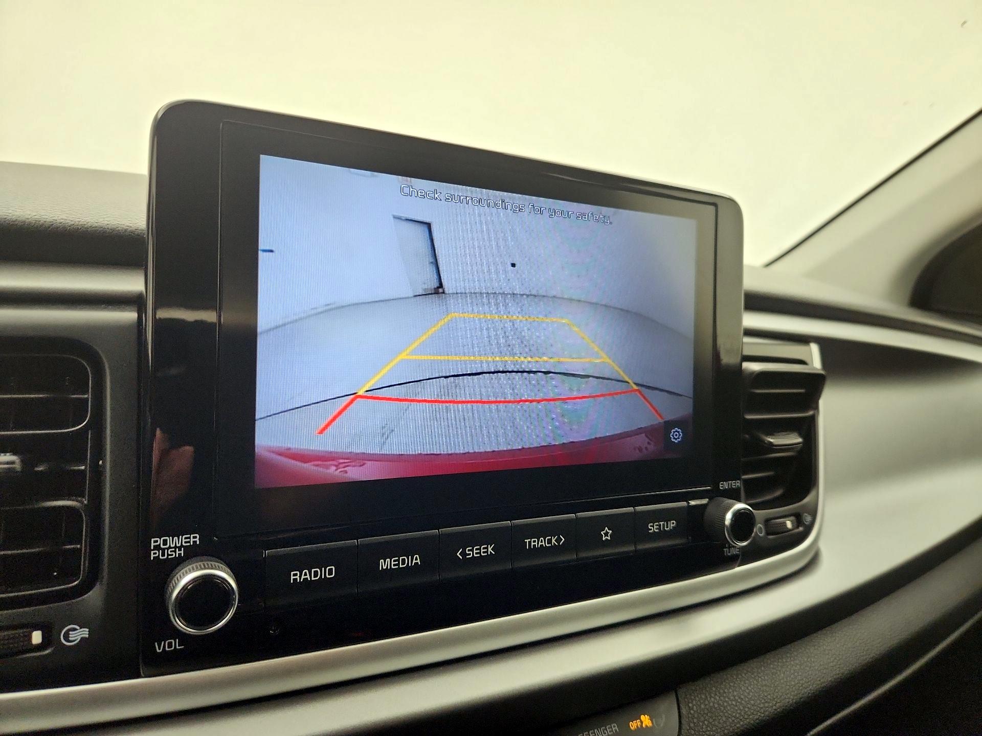 Thumbnail: 2021 Kia Rio5 - 14