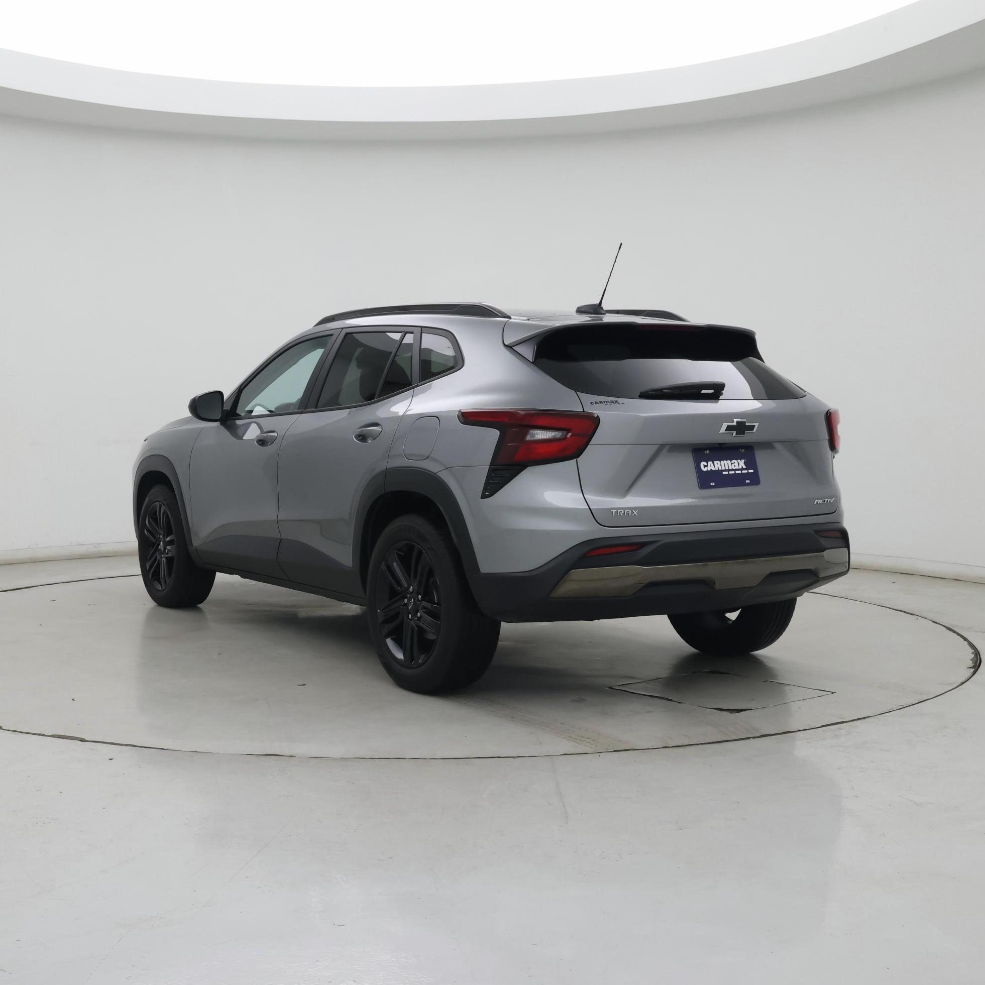 Thumbnail: 2024 Chevrolet Trax - 2