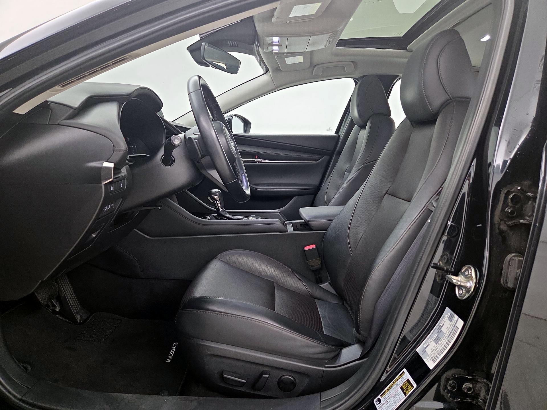 Thumbnail: 2019 Mazda Mazda3 - 11