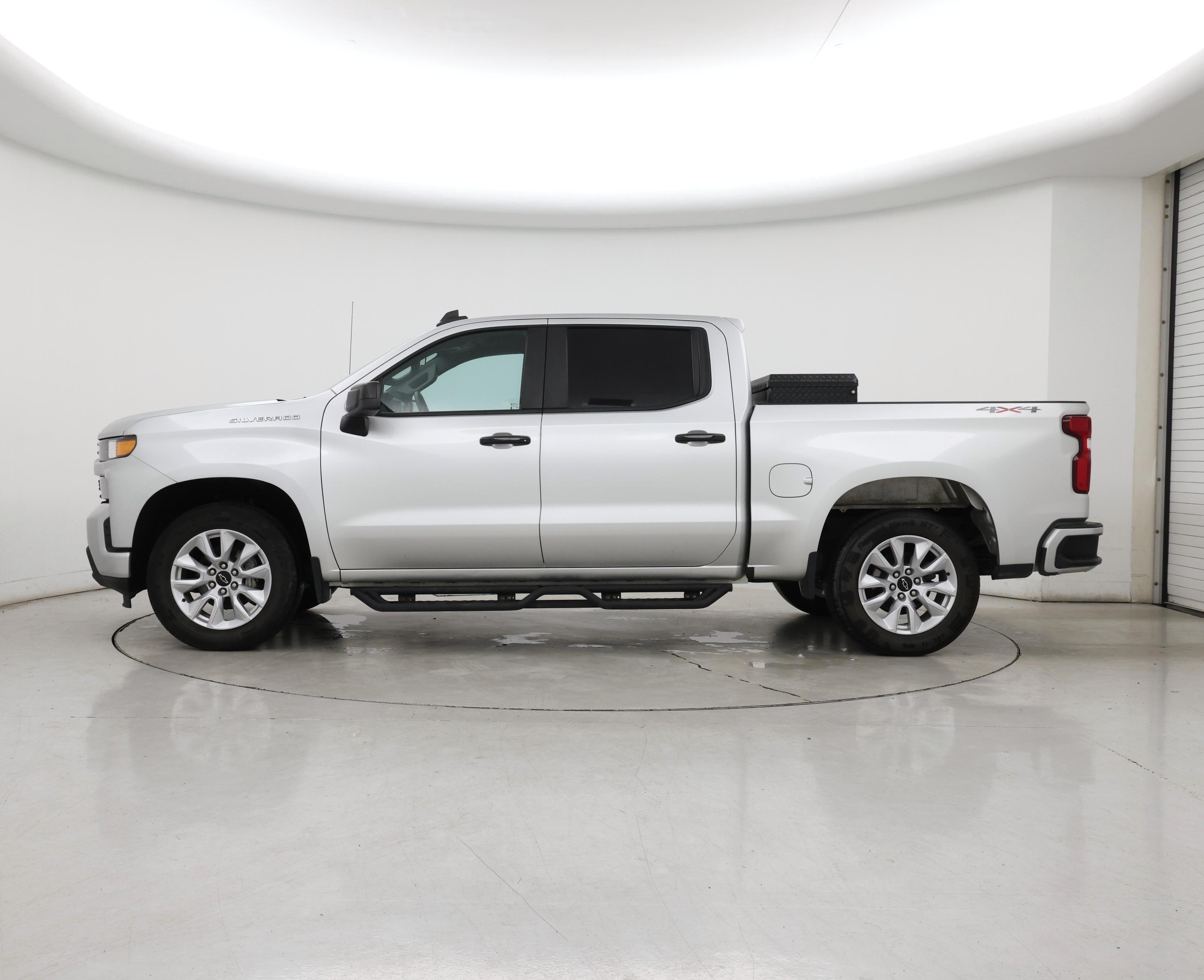 Thumbnail: 2021 Chevrolet Silverado 1500 - 3
