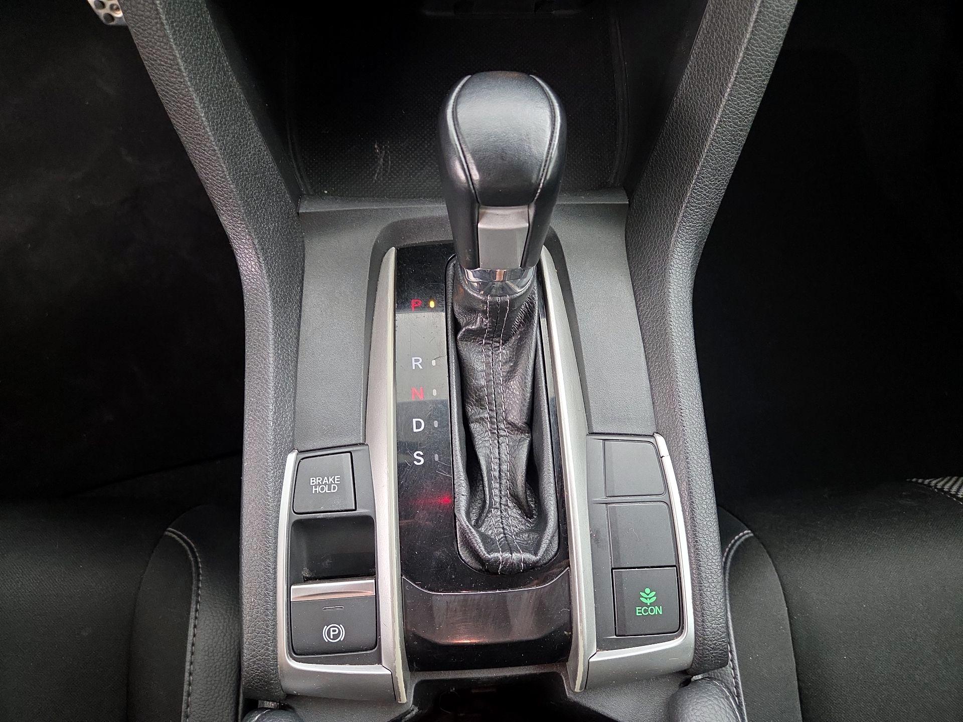Thumbnail: 2019 Honda Civic - 17