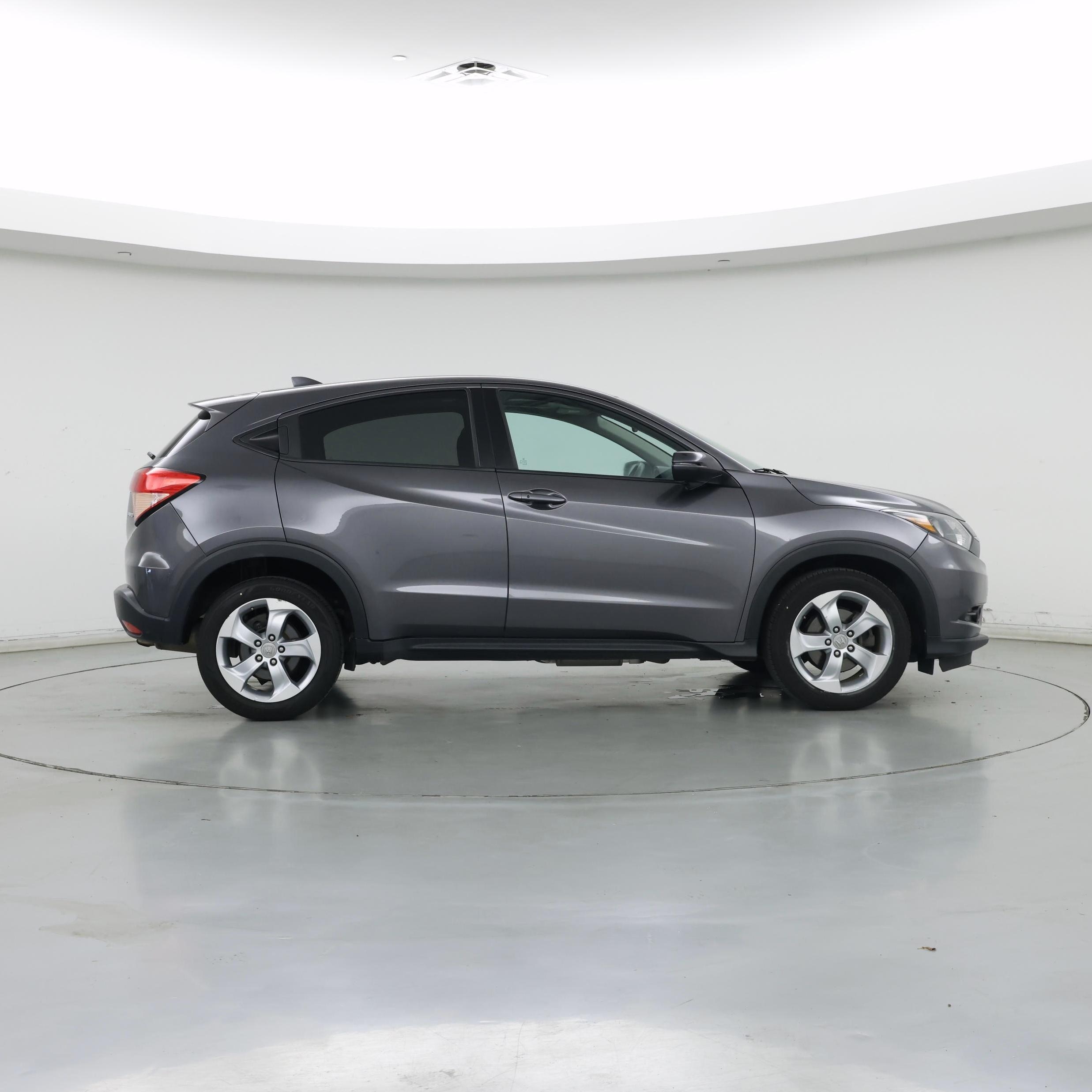Thumbnail: 2016 Honda HR-V - 7