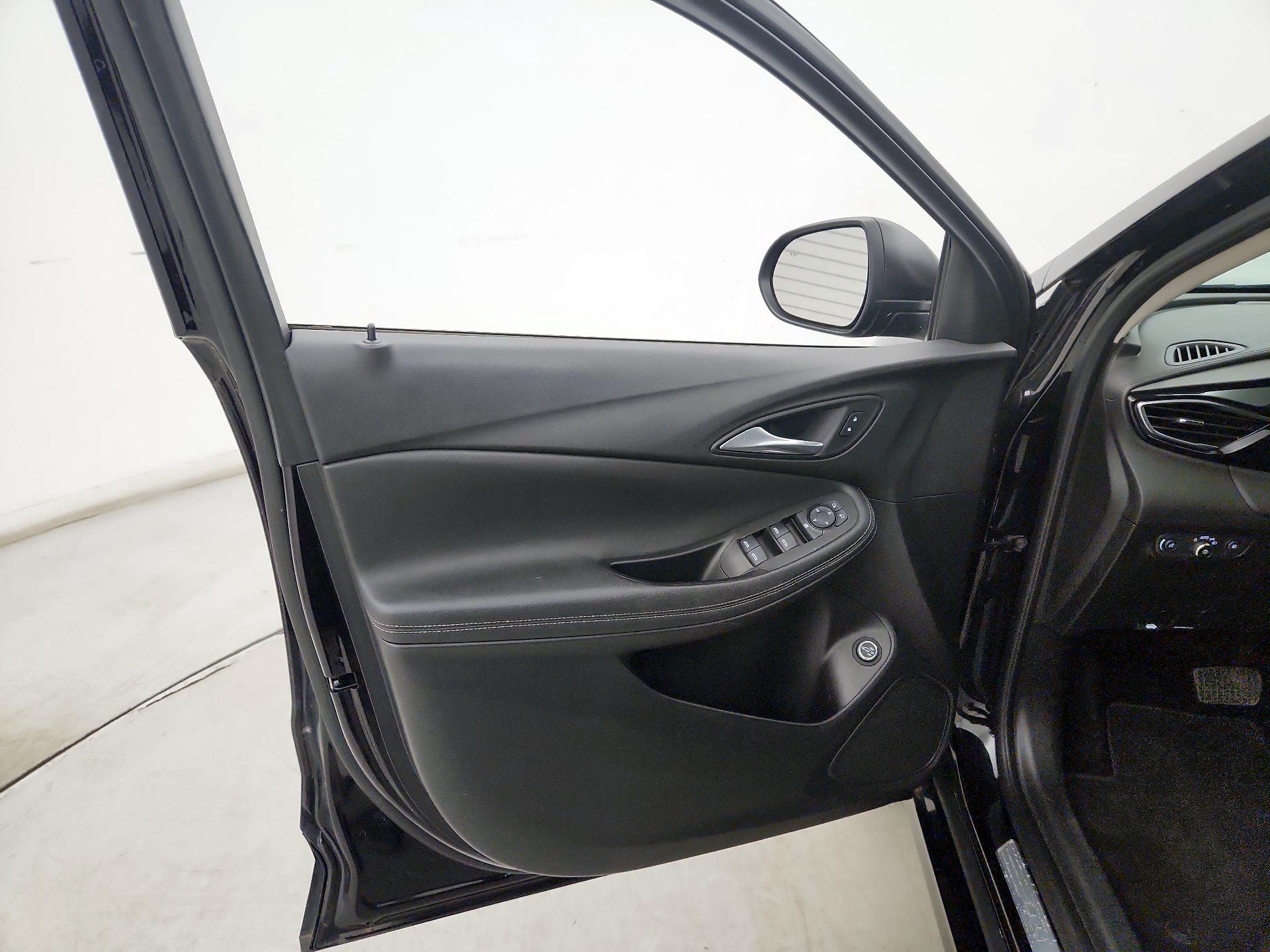 Thumbnail: 2020 Buick Encore GX - 12