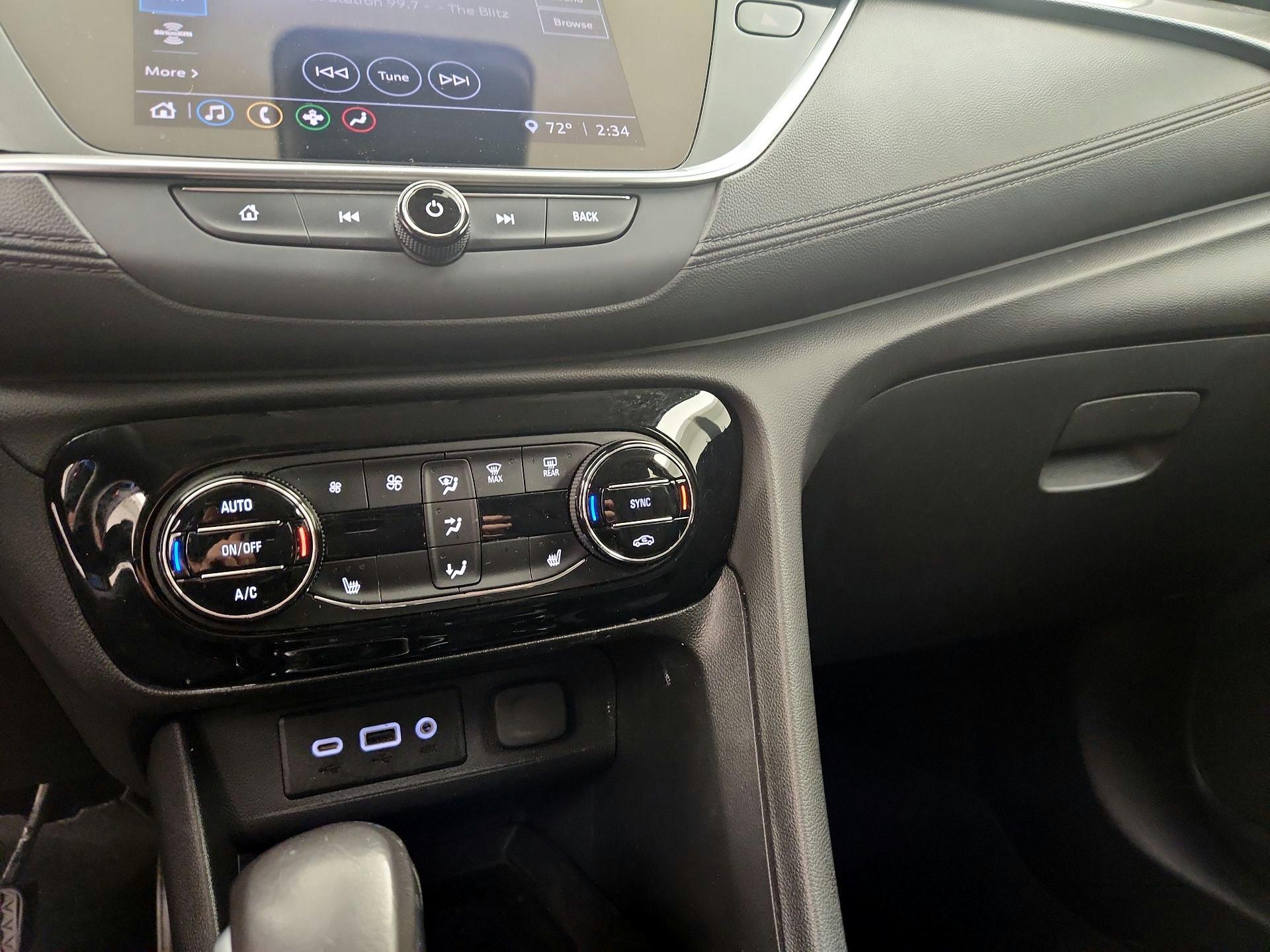 Thumbnail: 2020 Buick Encore GX - 16
