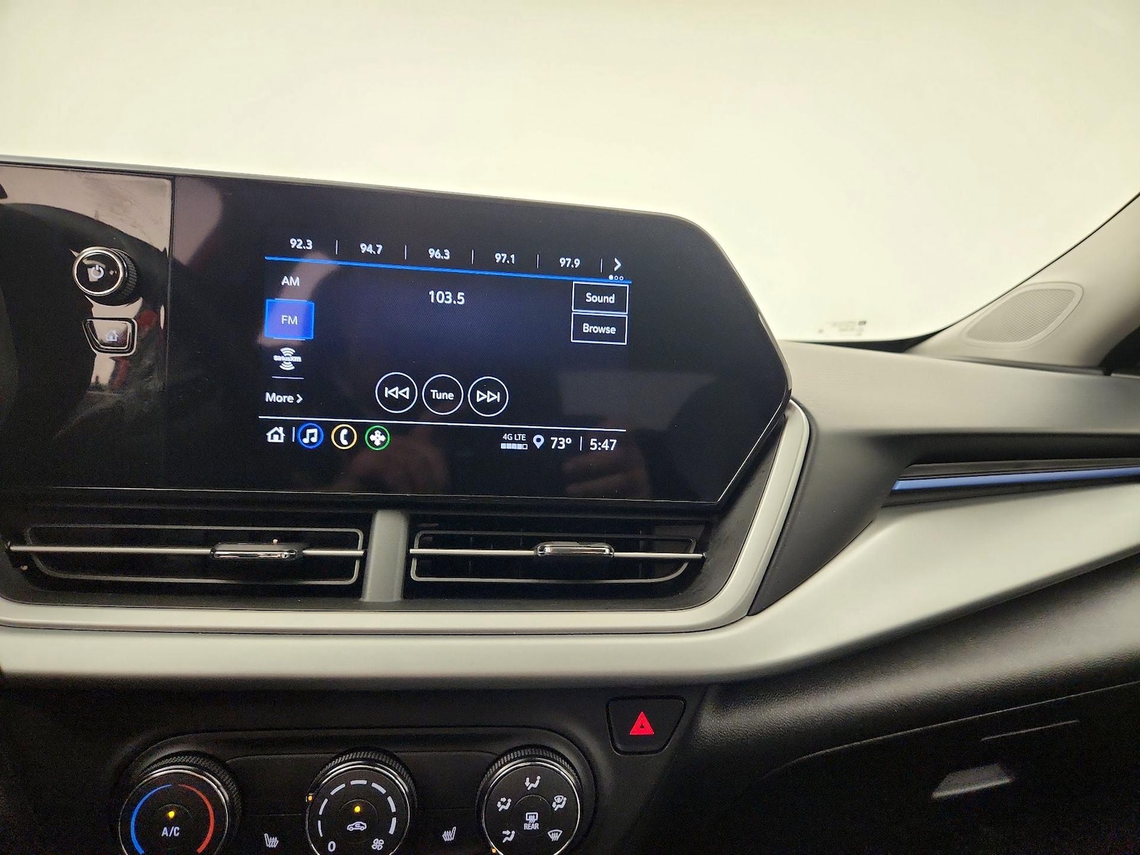2024 Chevrolet Trax LS - Photo 16