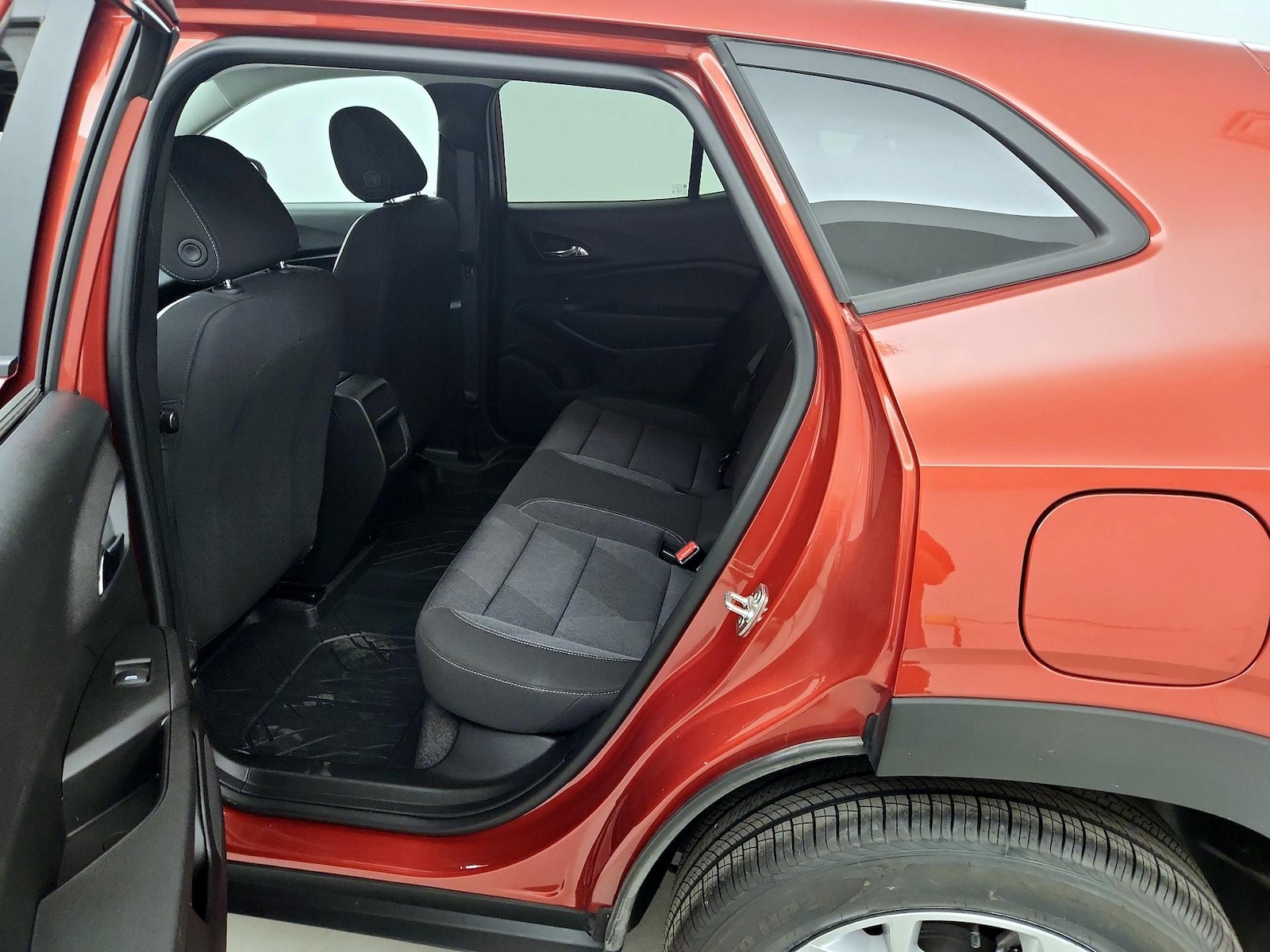 2024 Chevrolet Trax LS - Photo 20