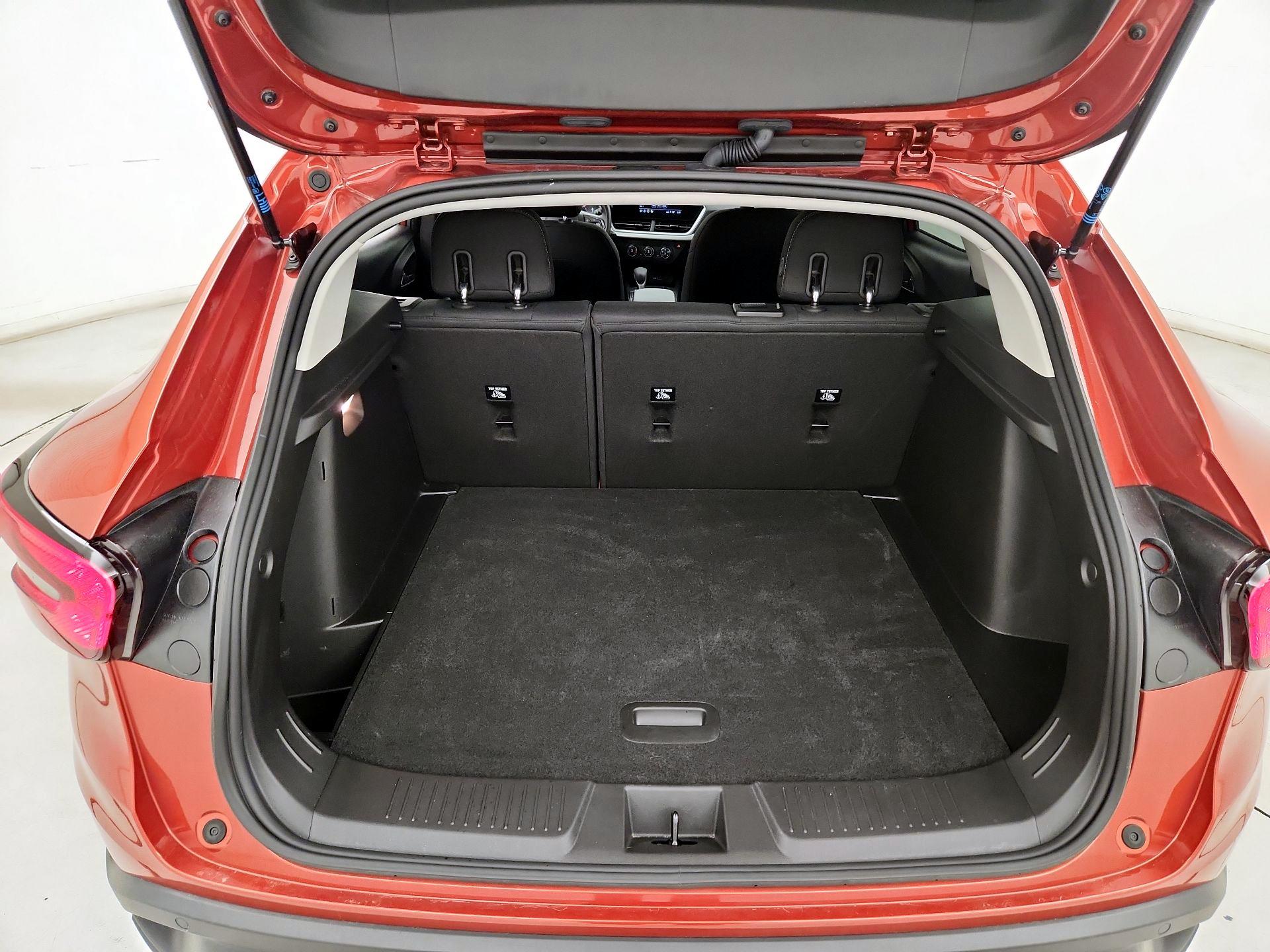Thumbnail: 2024 Chevrolet Trax - 20