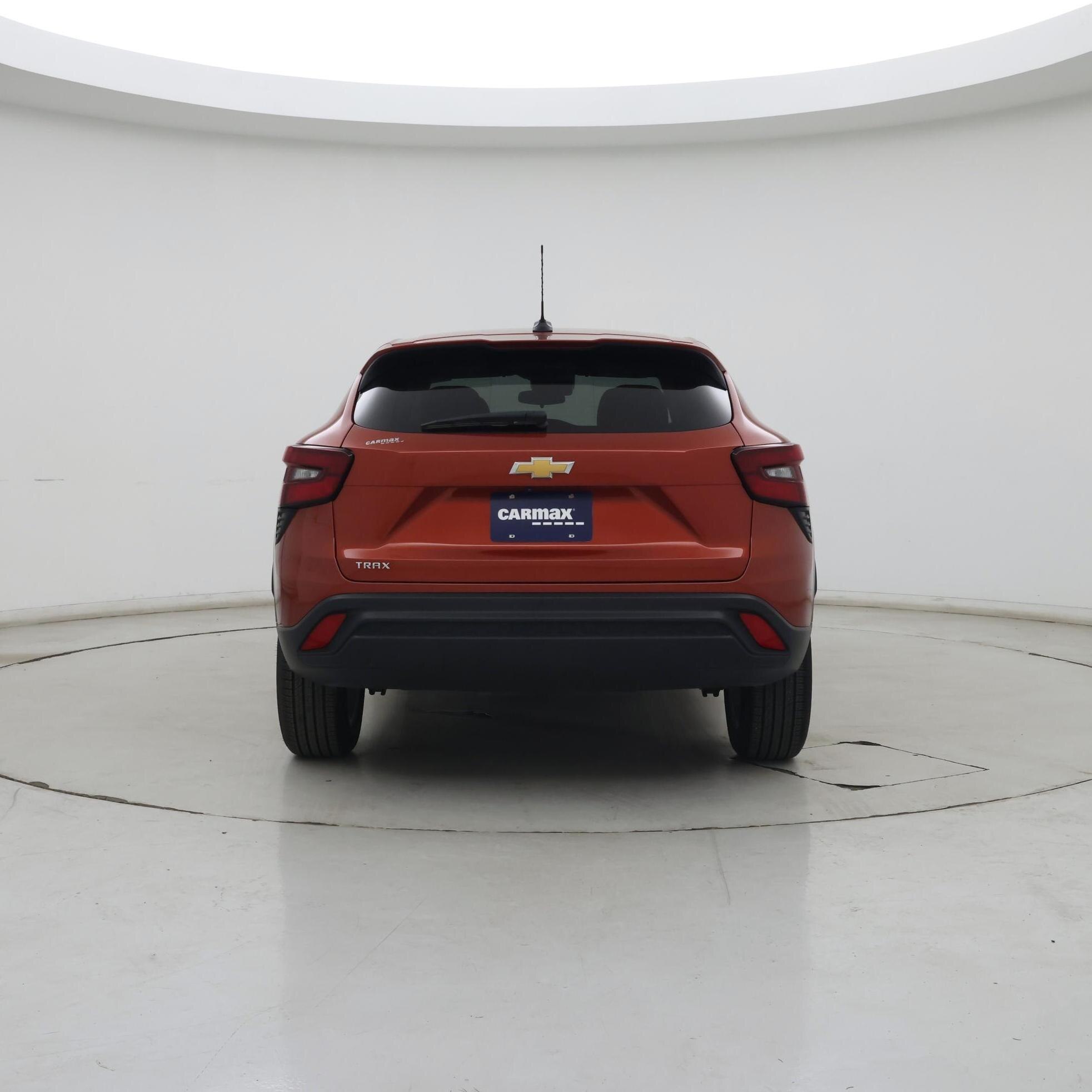 Thumbnail: 2024 Chevrolet Trax - 8