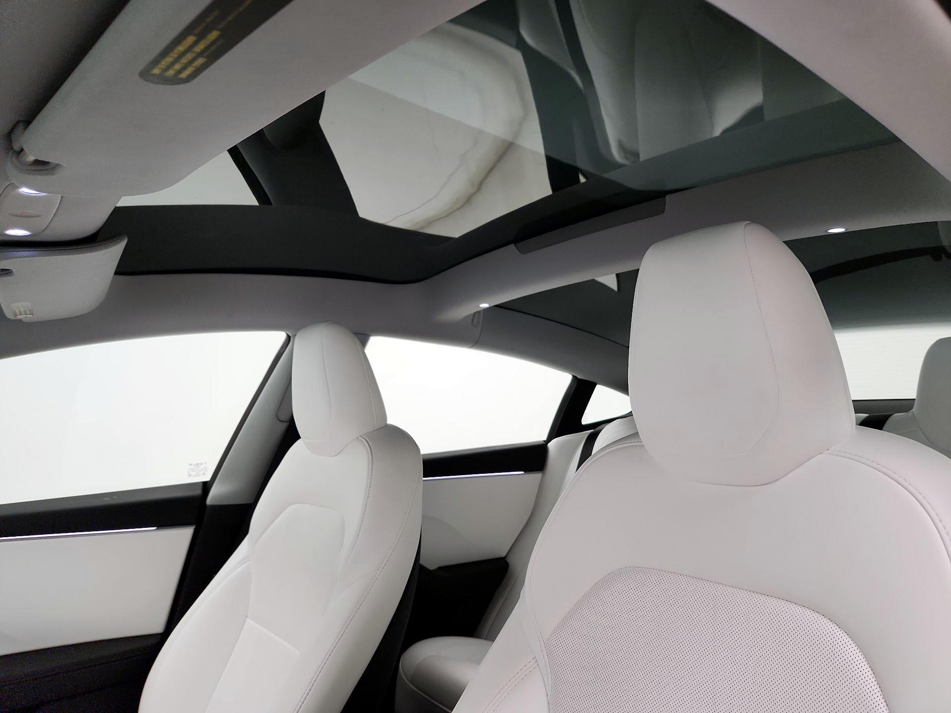 Thumbnail: 2025 Tesla Model 3 - 18