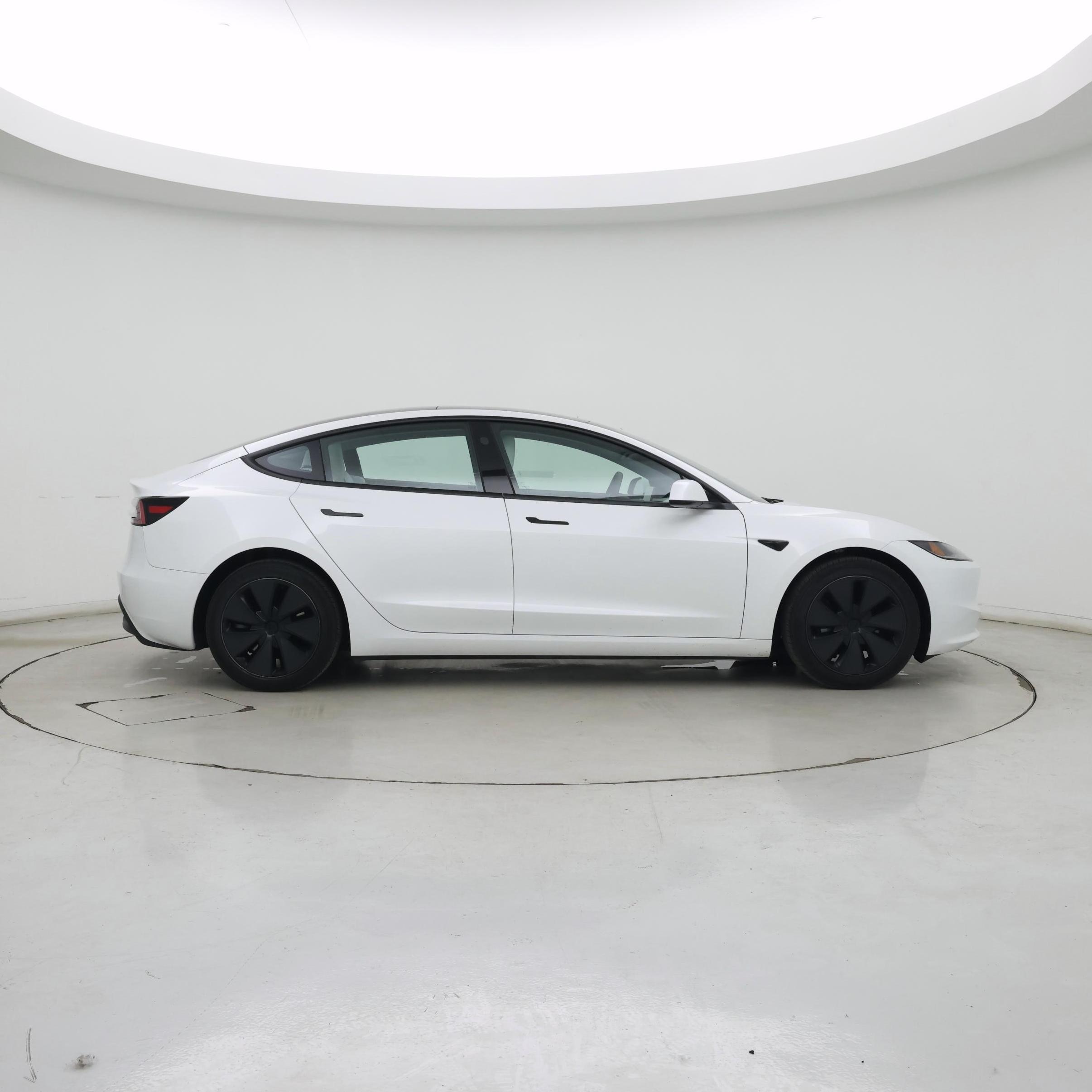 Thumbnail: 2025 Tesla Model 3 - 7