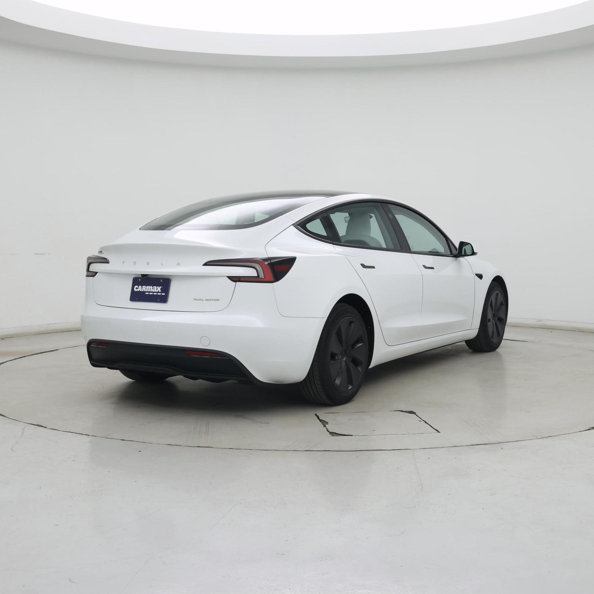 Thumbnail: 2025 Tesla Model 3 - 8