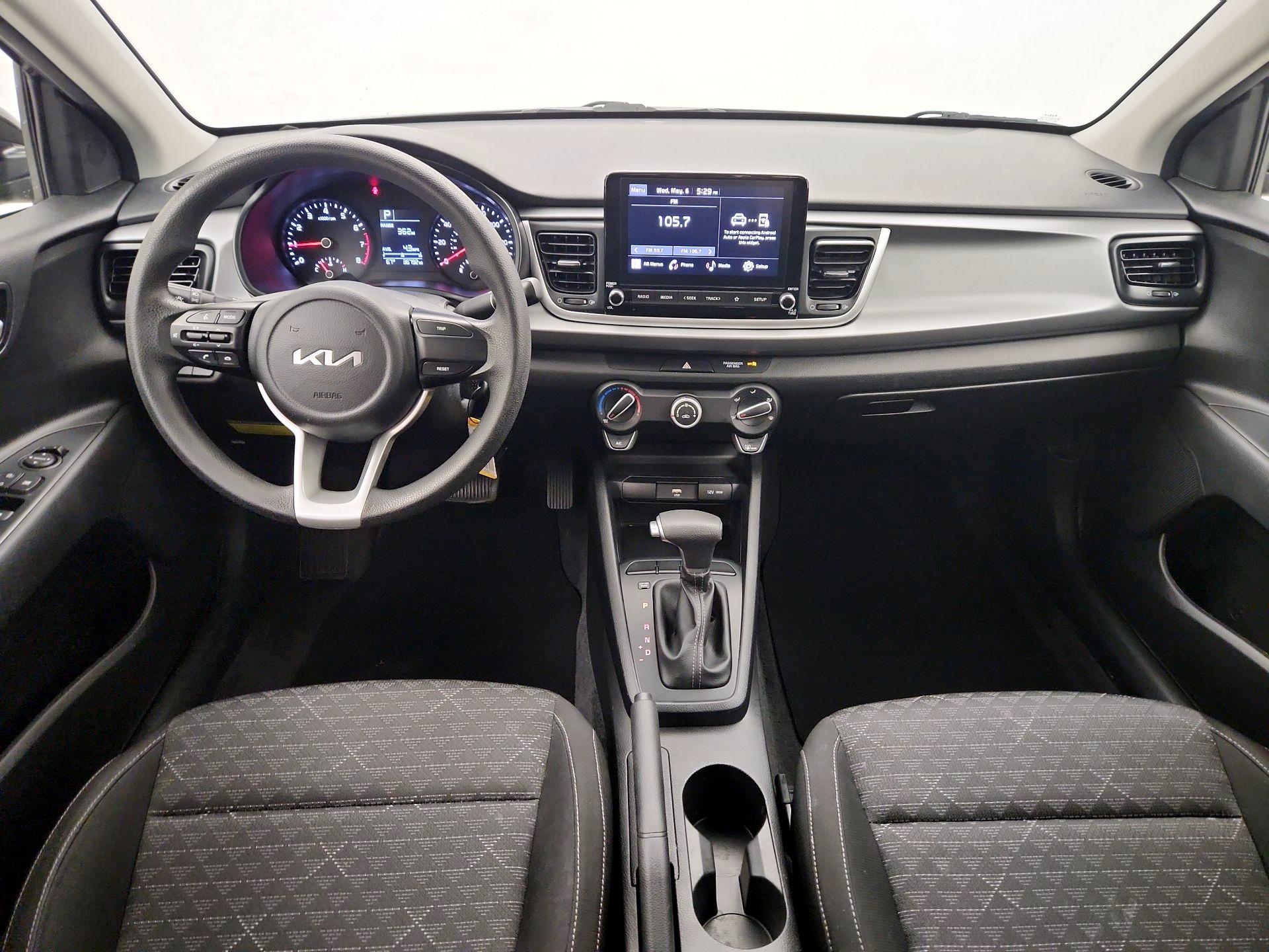 Thumbnail: 2022 Kia Rio - 9